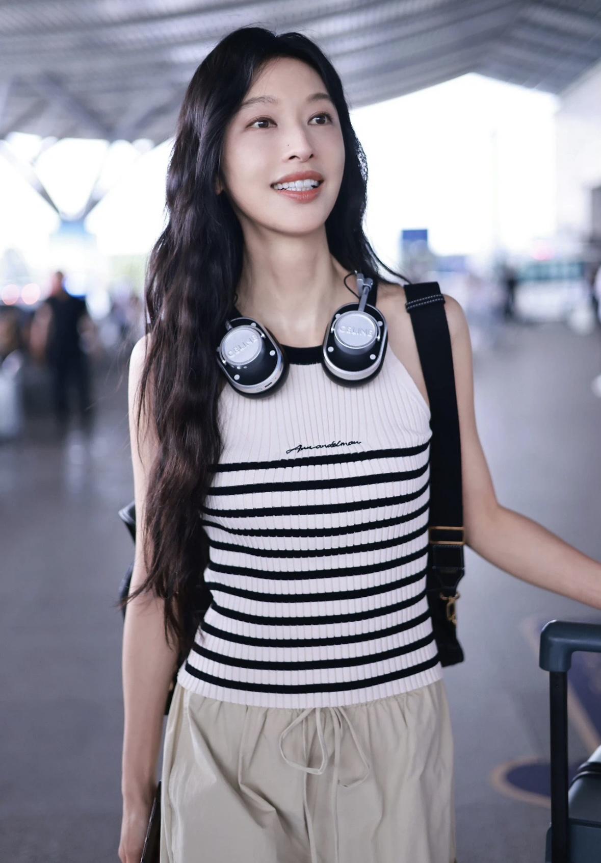 aa6912c517bc5212cc98c48574b9b1f6.jpg