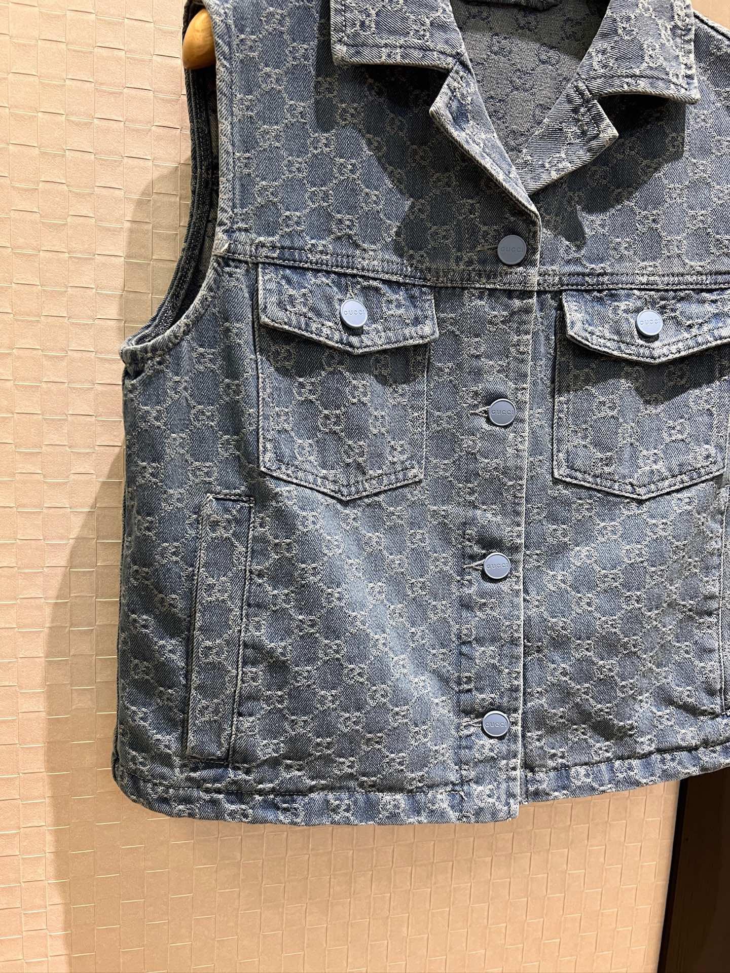 b0b32b0edc881fade4db7dd839549194.jpg