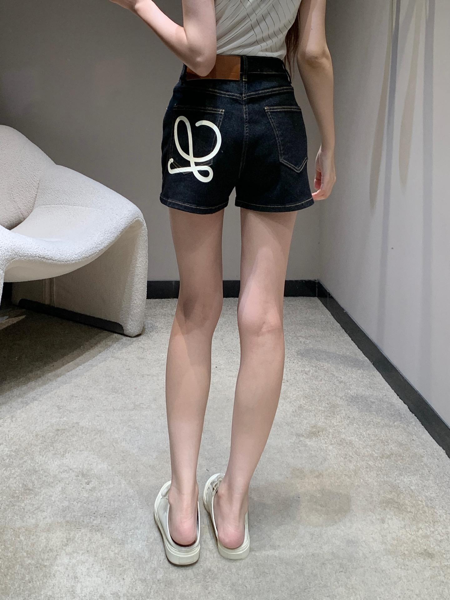 b996a72575e1a7301822686894c599a0.jpg