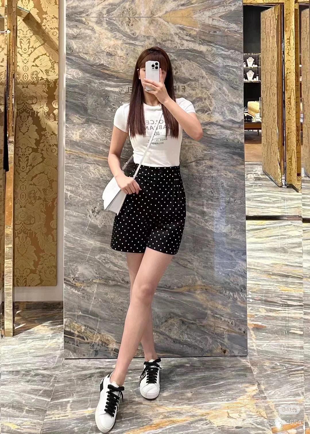 c7ec5c29224fe0b5064742ada011e206.jpg