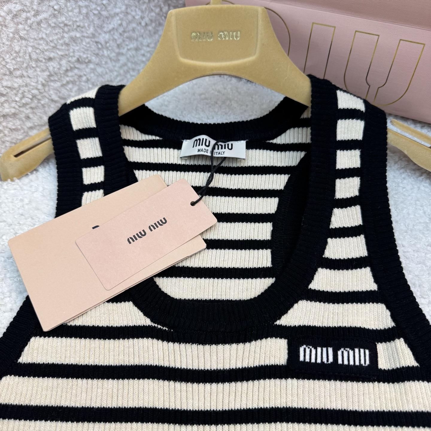 e4a19d090825be9cc274237b0d52ba3d.jpg