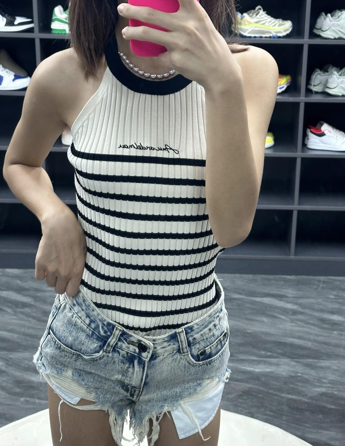 ee1a6646113623ff17ad5101a36cef28.jpg