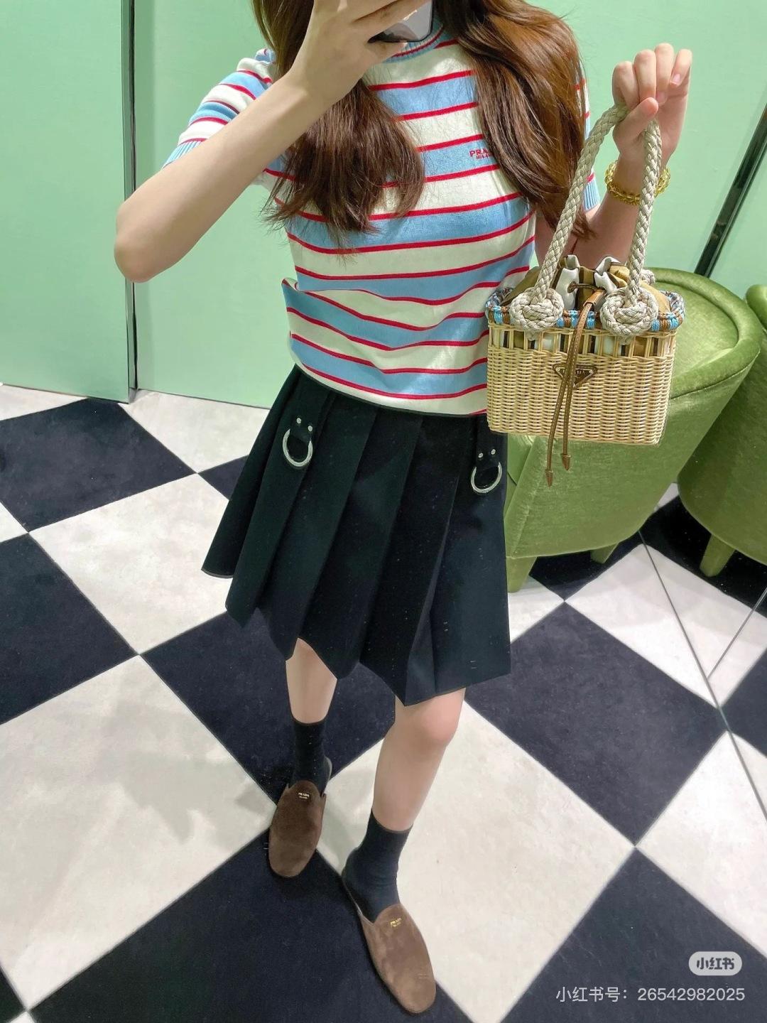 f3329b7c48b66f4705a322911f6dbe4c.jpg