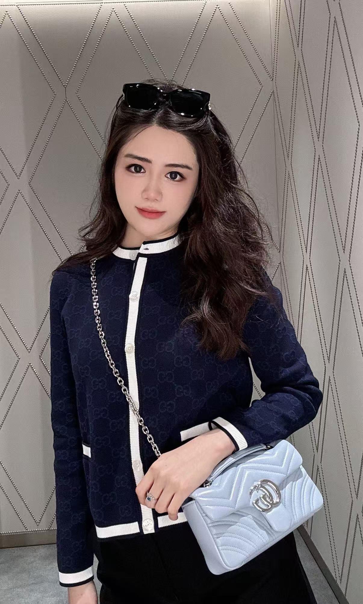 f49092ce4bfbd9674ff467e501654a4d.jpg