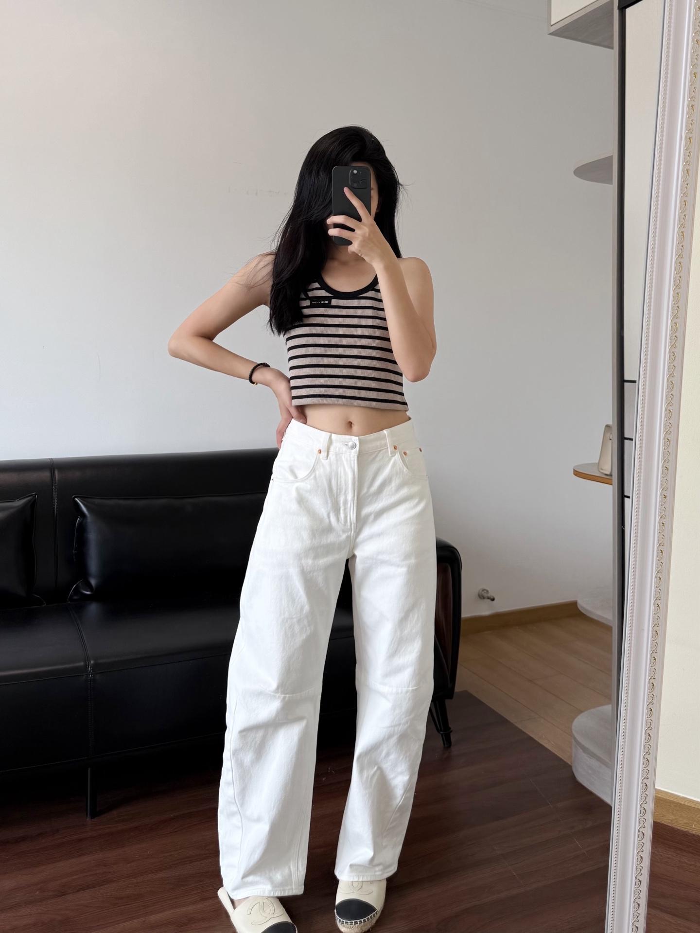 189ae8c64cf3c06da97e543adafa0d82.jpg