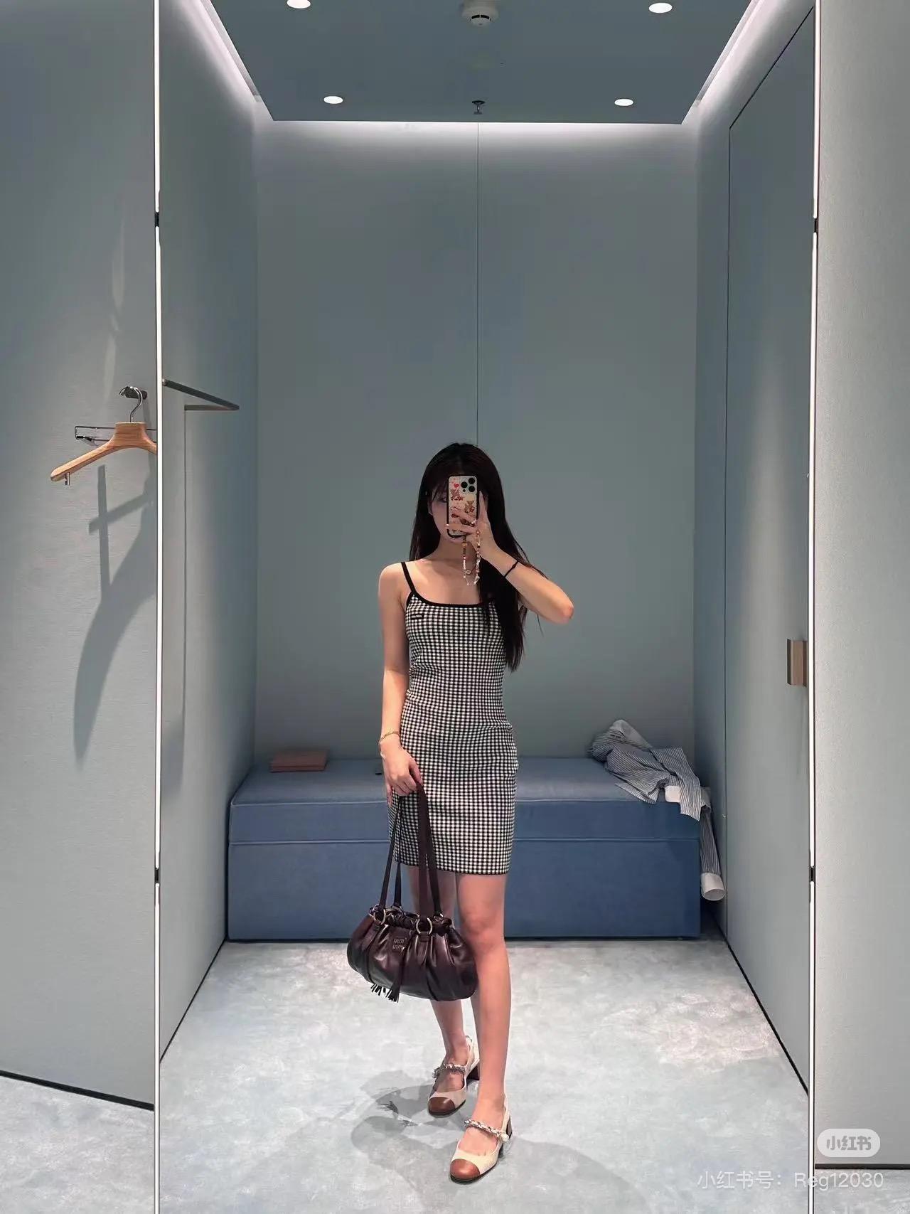 3e4072c8b7b82aab3e604770b2df2442.jpg
