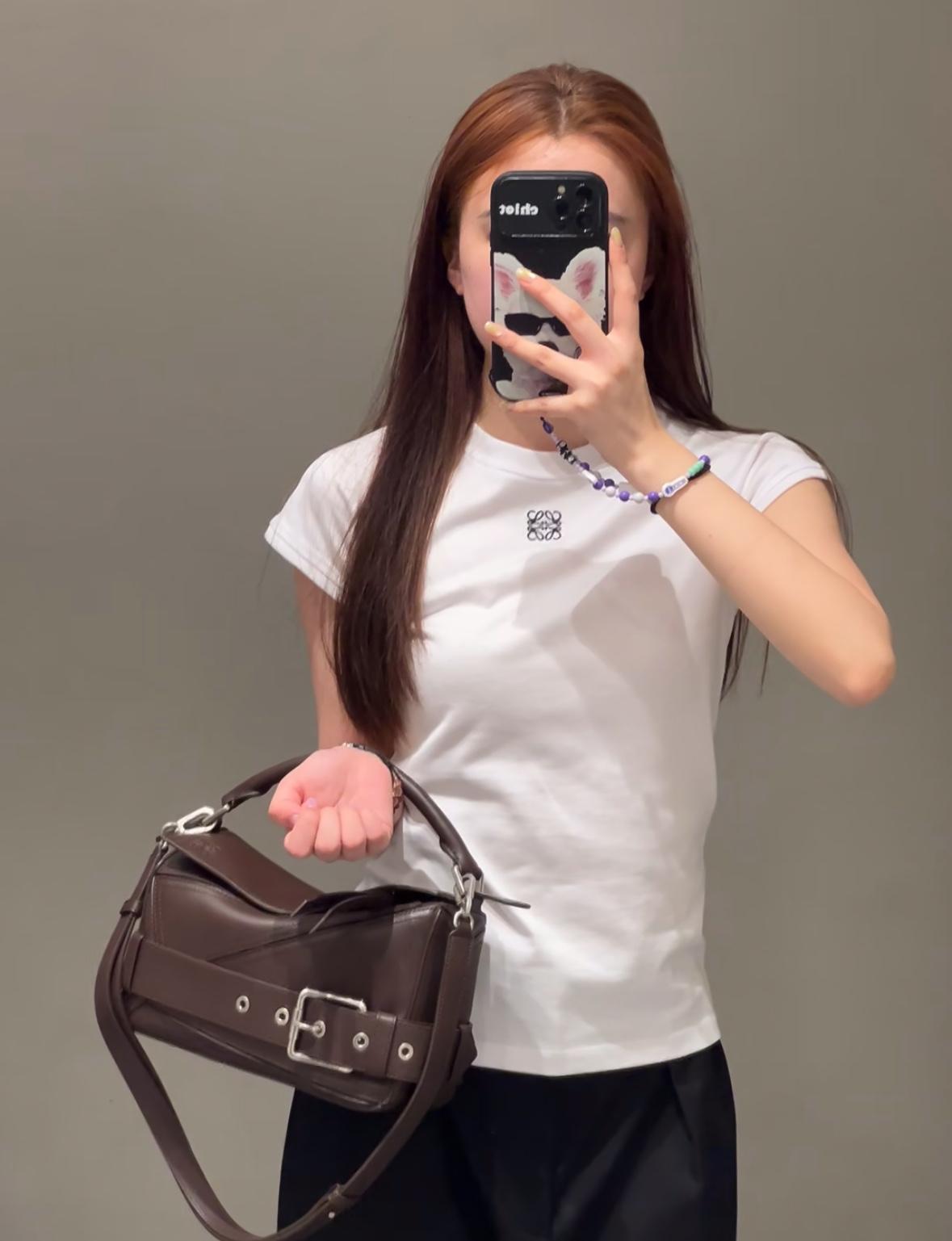 4711697321baf372e185ef59b1d9fea8.jpg