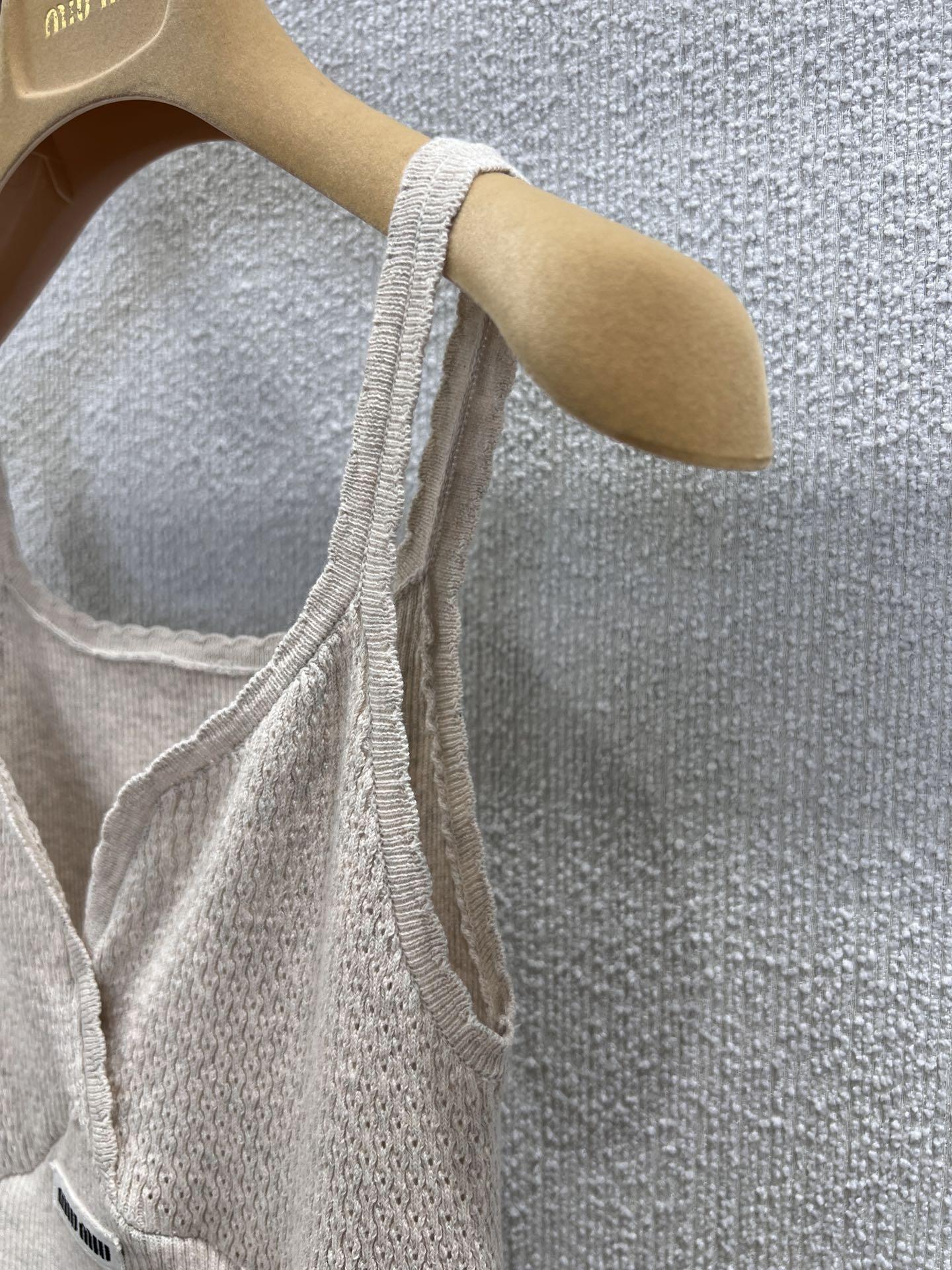 4db0fd40209227ea7cf2a463d8d6d95d.jpg