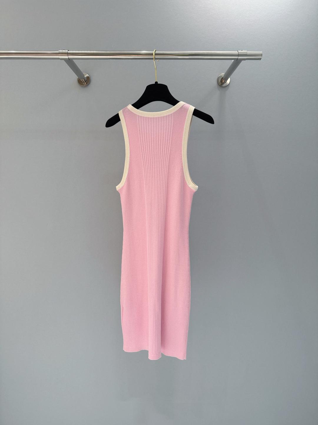 4ecff3401e1097817e6ce58abc20eccc.jpg