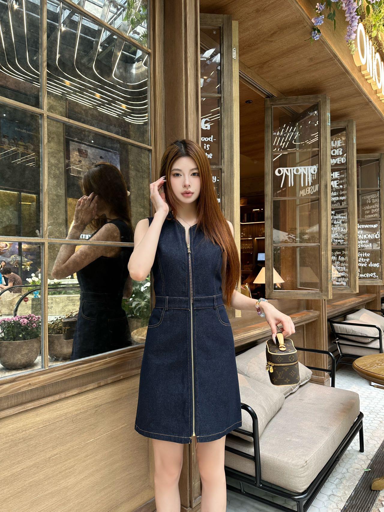 6183d1f8ebb5030571adee39c135a7eb.jpg