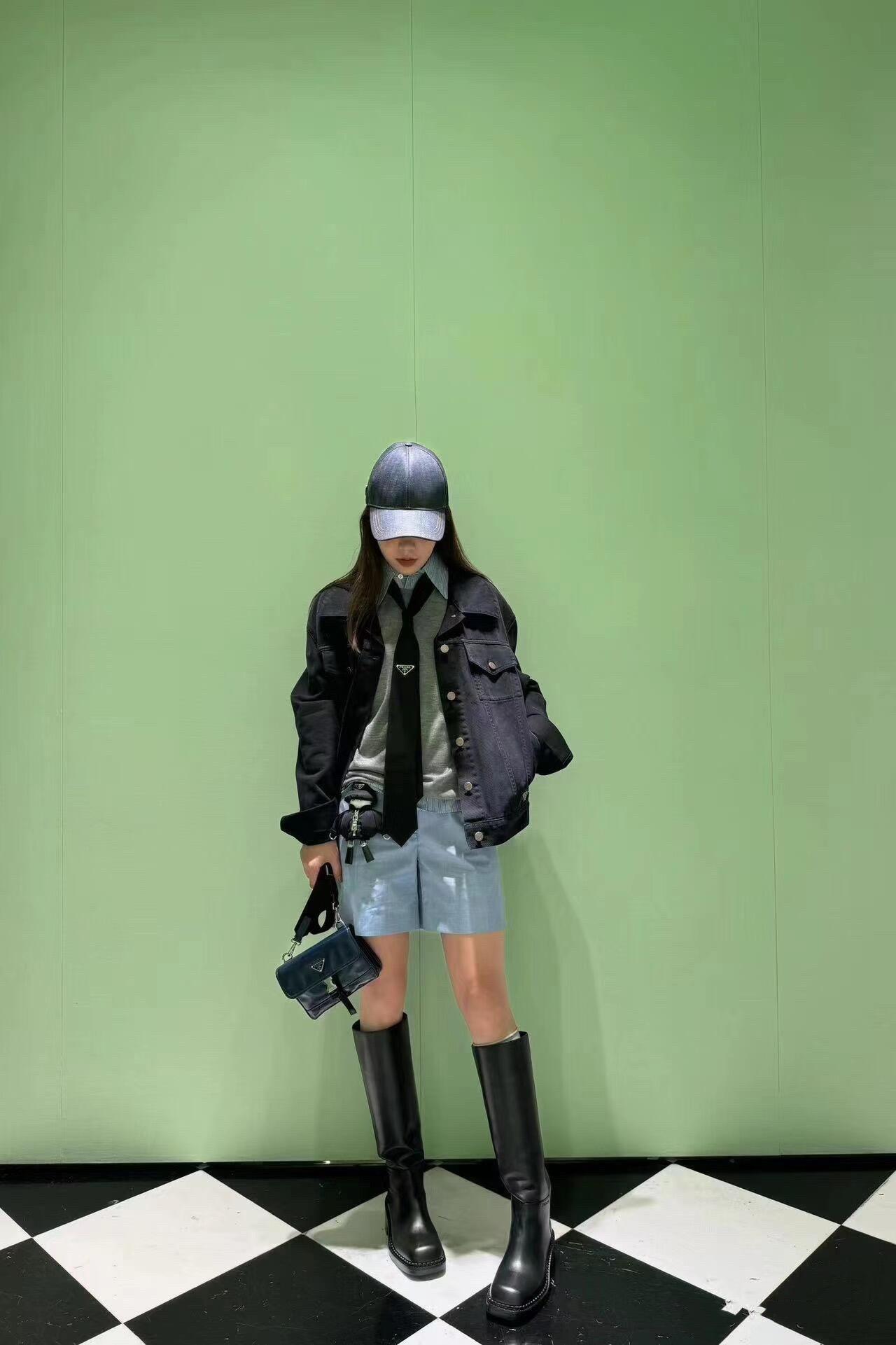 65428e5e25501cfff8badfb0320aeece.jpg