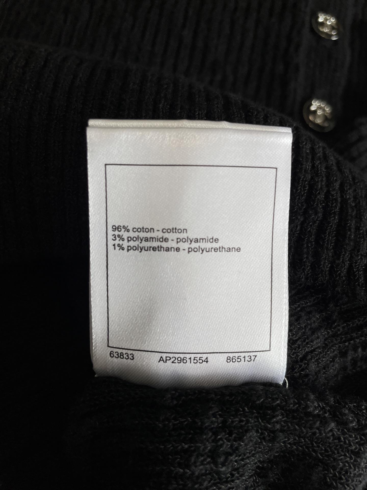 6c9682608bae4e66a4923670807235ec.jpg