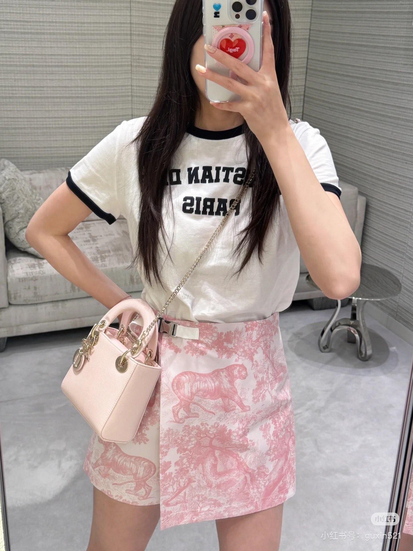 6cdfaa9153bd30c33f594b8700a31b0e.jpg