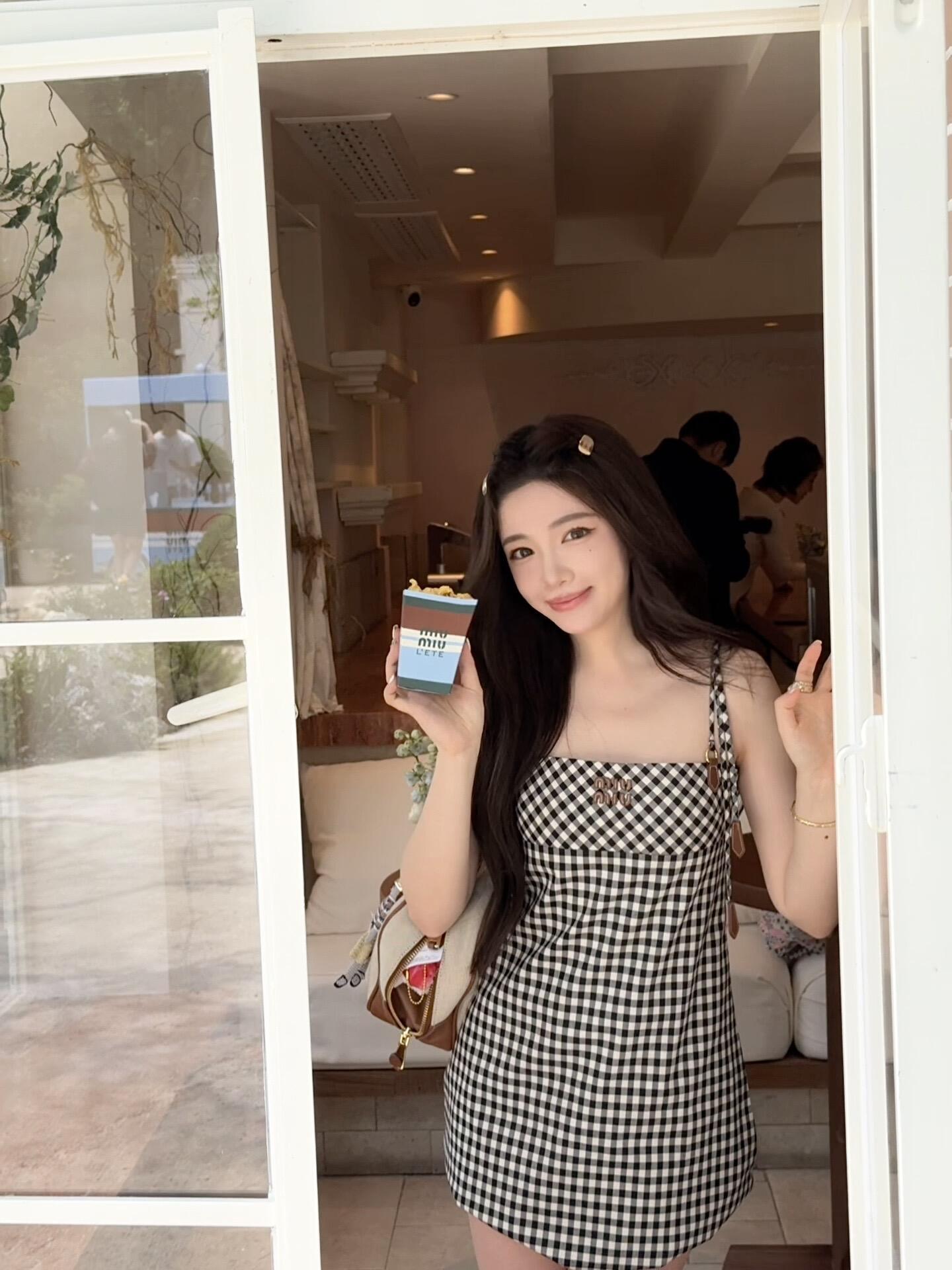 6f01e7d9fd7f0ab08a6a8db9aa185f29.jpg