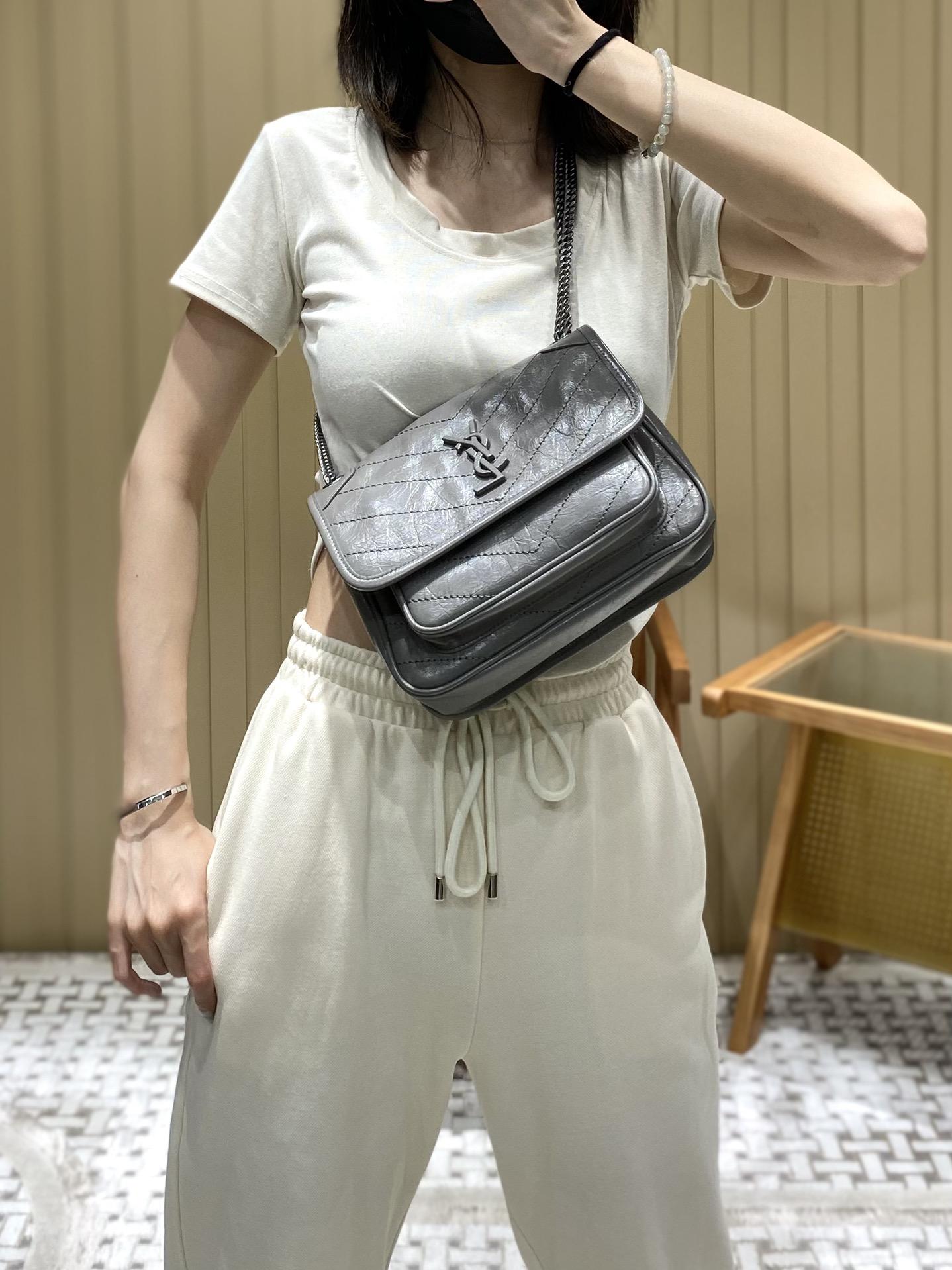 98f2aaed98c7fe4917aebbc5b66fbd4c.jpg