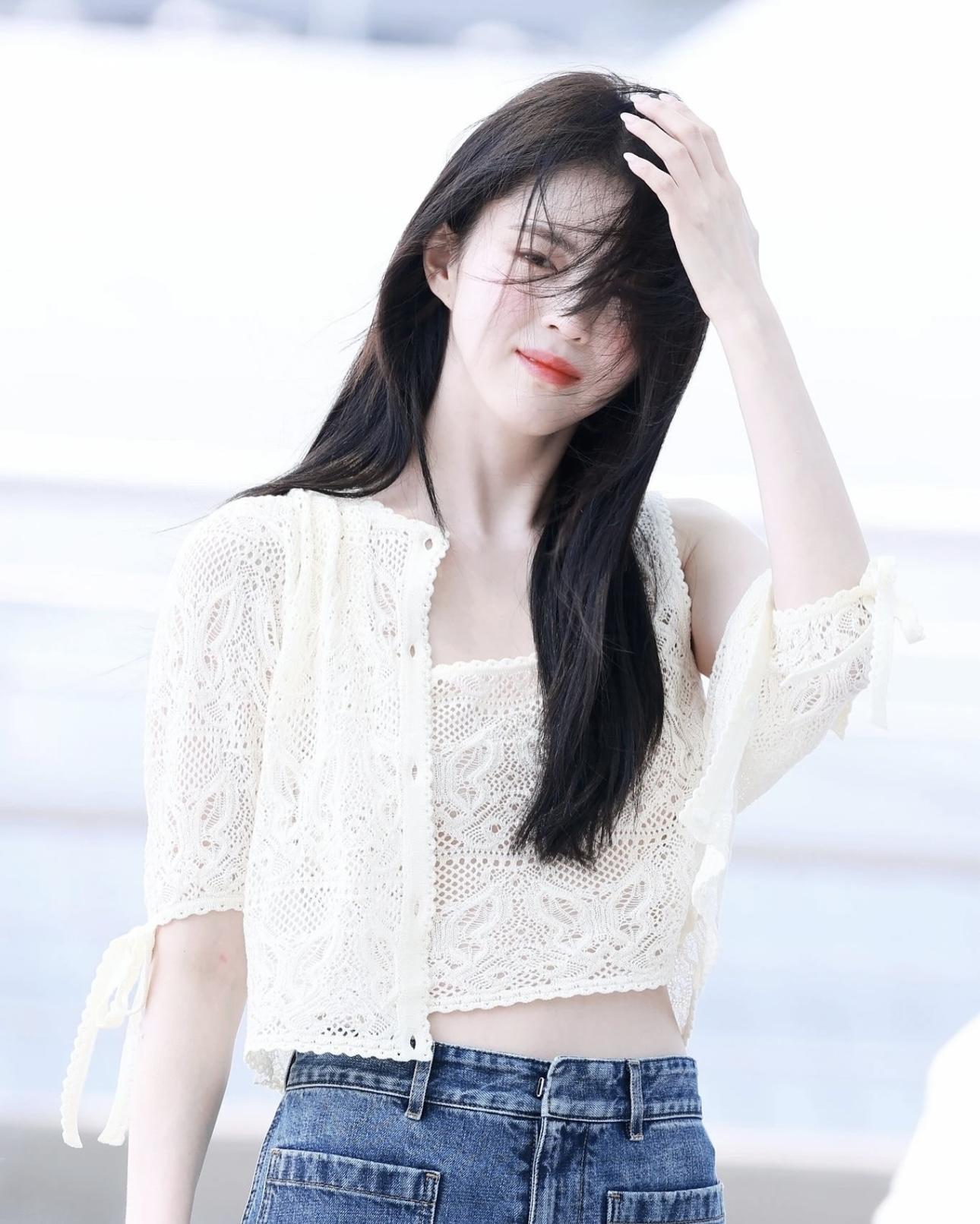 abfdfec9188aacbbe7dce301259e83cb.jpg