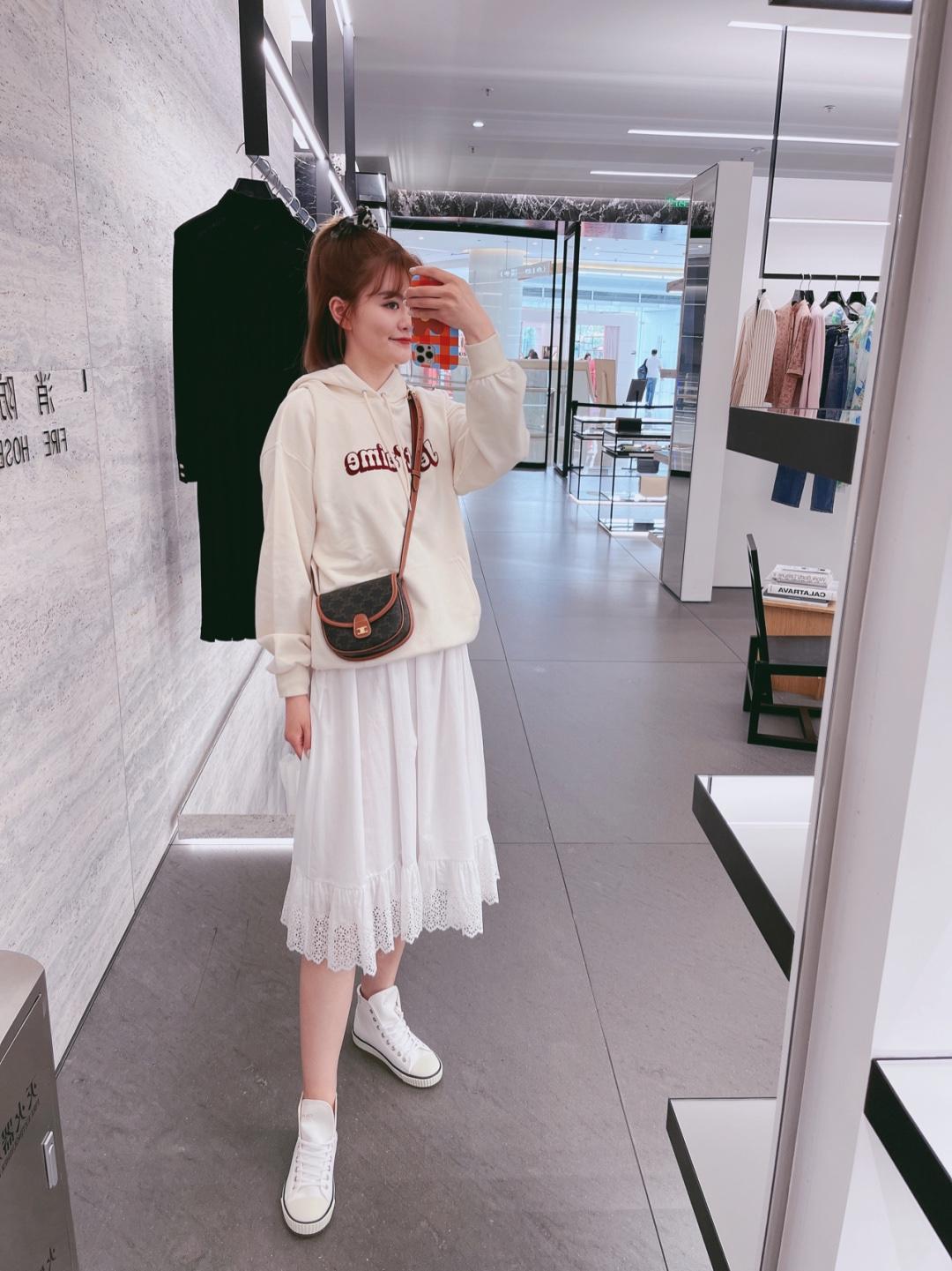ae908c47efdc400517f7593a53b00b1c.jpg