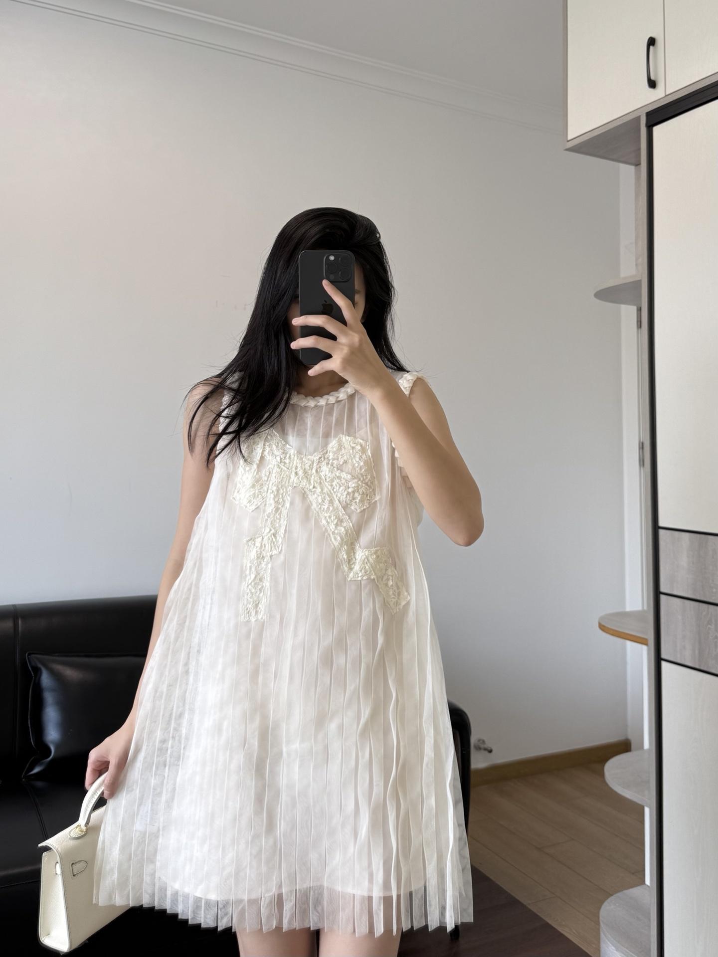 b25c139d2f46a6b6b715e42d384da85f.jpg