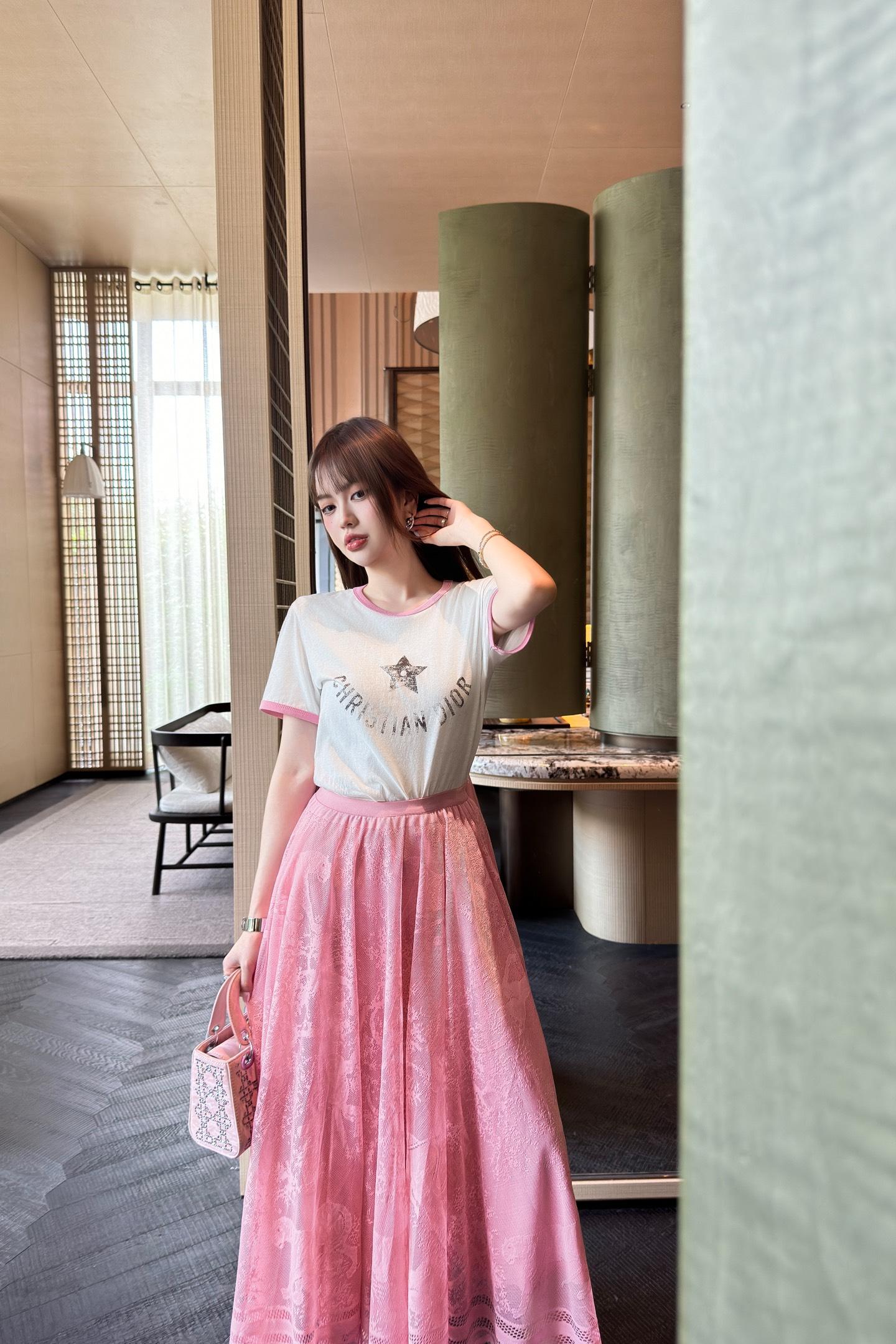 bd858326d9d46684d60b935c9367ce4a.jpg