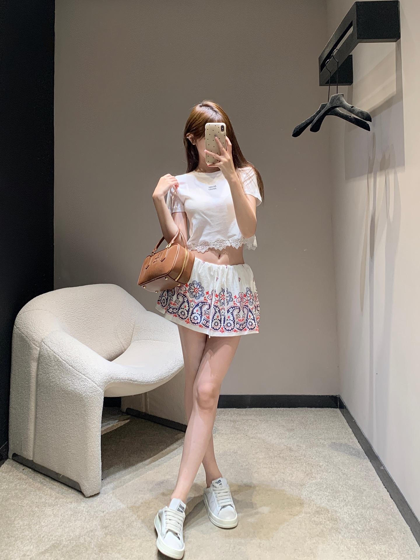 c719a7e70433ae9d1cd040fffa28ae37.jpg