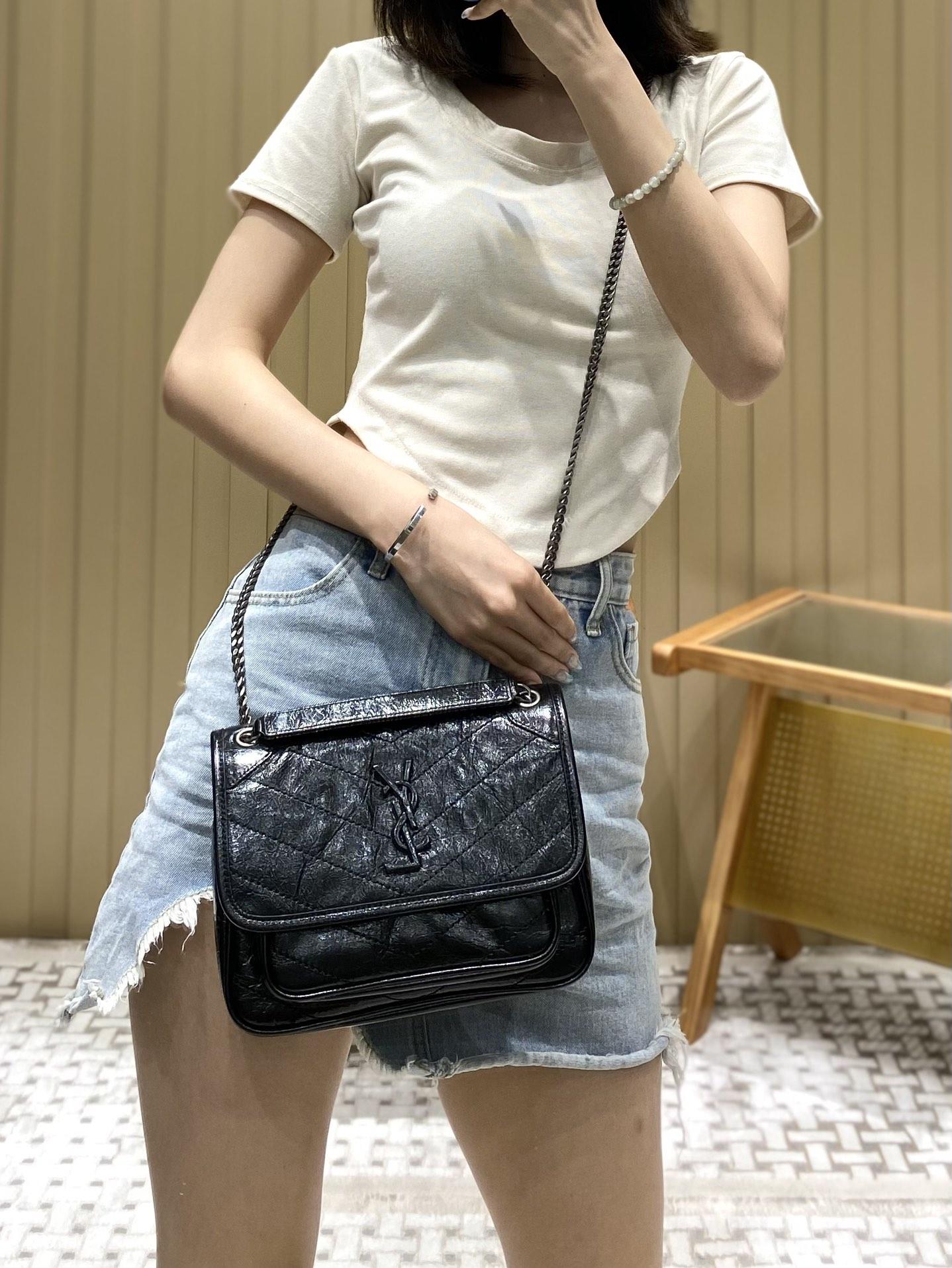 cf1246cf3ea2820a40dc137a91a608cd.jpg