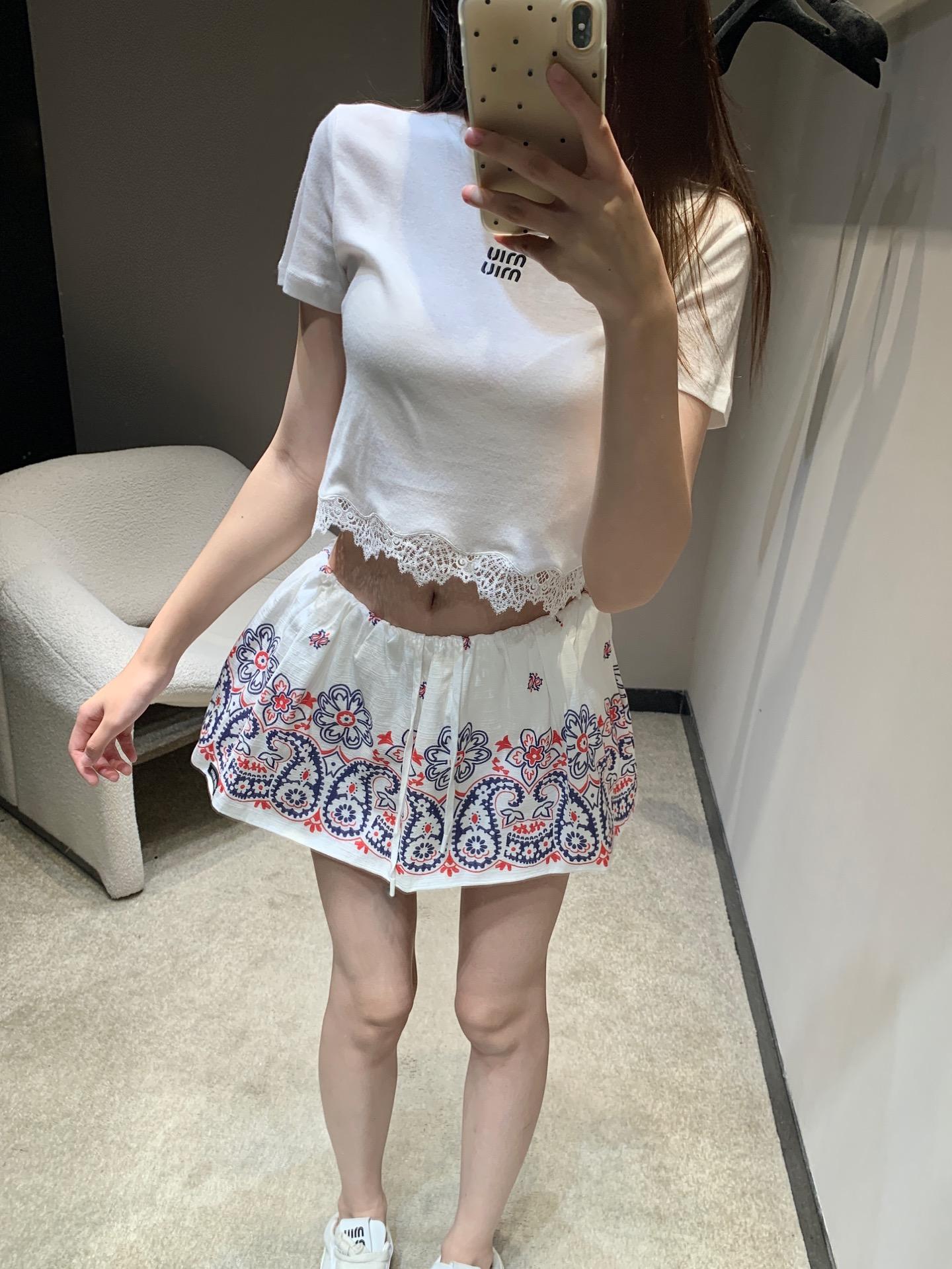 ee22b653282b97ab16e4c262e311b105.jpg
