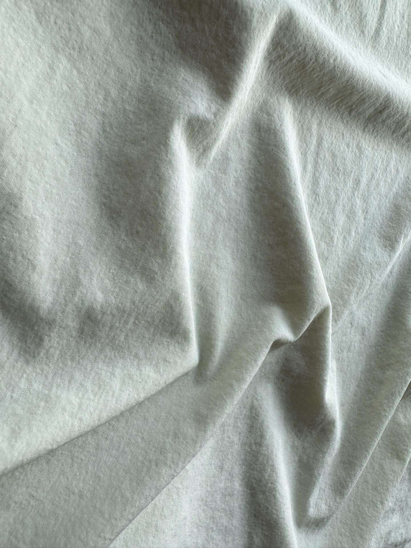 f1b7d6ce1b2130f8fc144c2a7d09bc0c.jpg