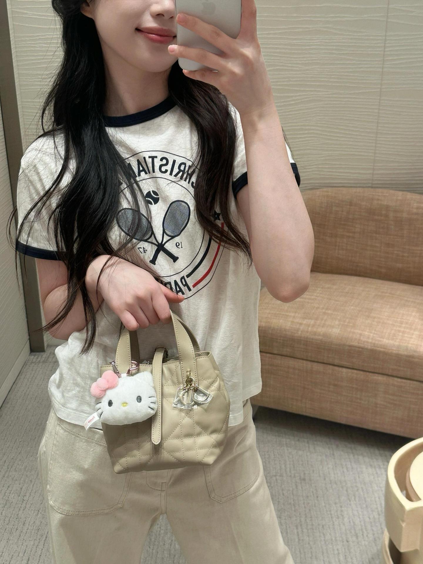 a418e12f76e64f99c8473fe864cf1dbb.jpg