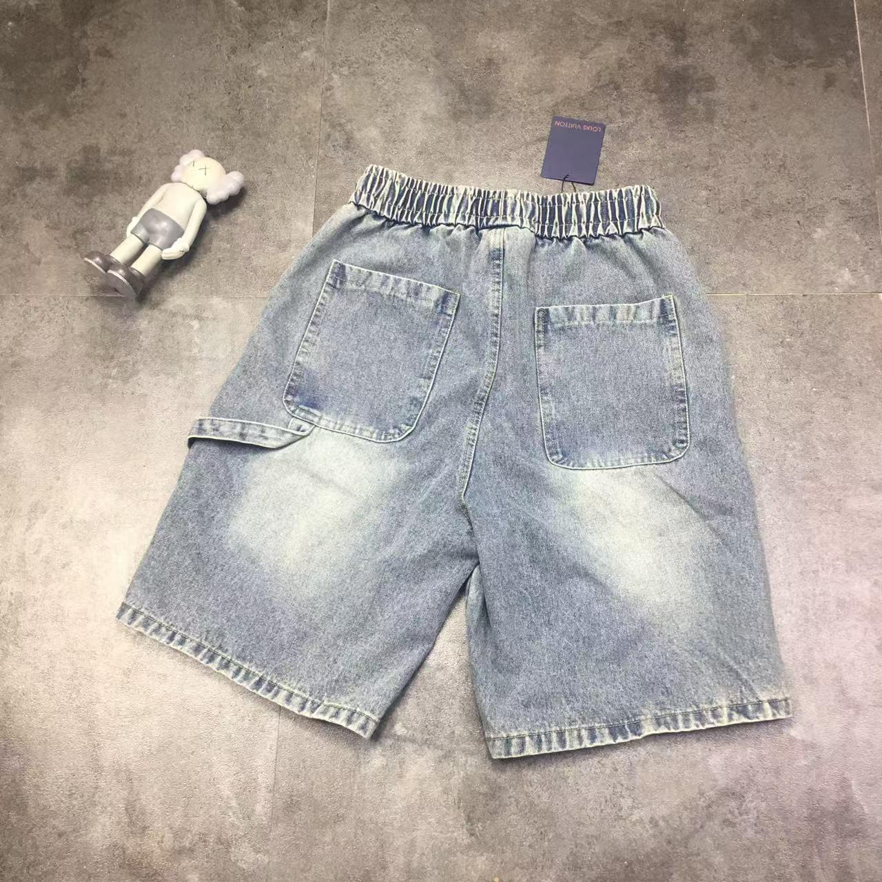 edf67715ade0f319f5ec59301b900584.jpg