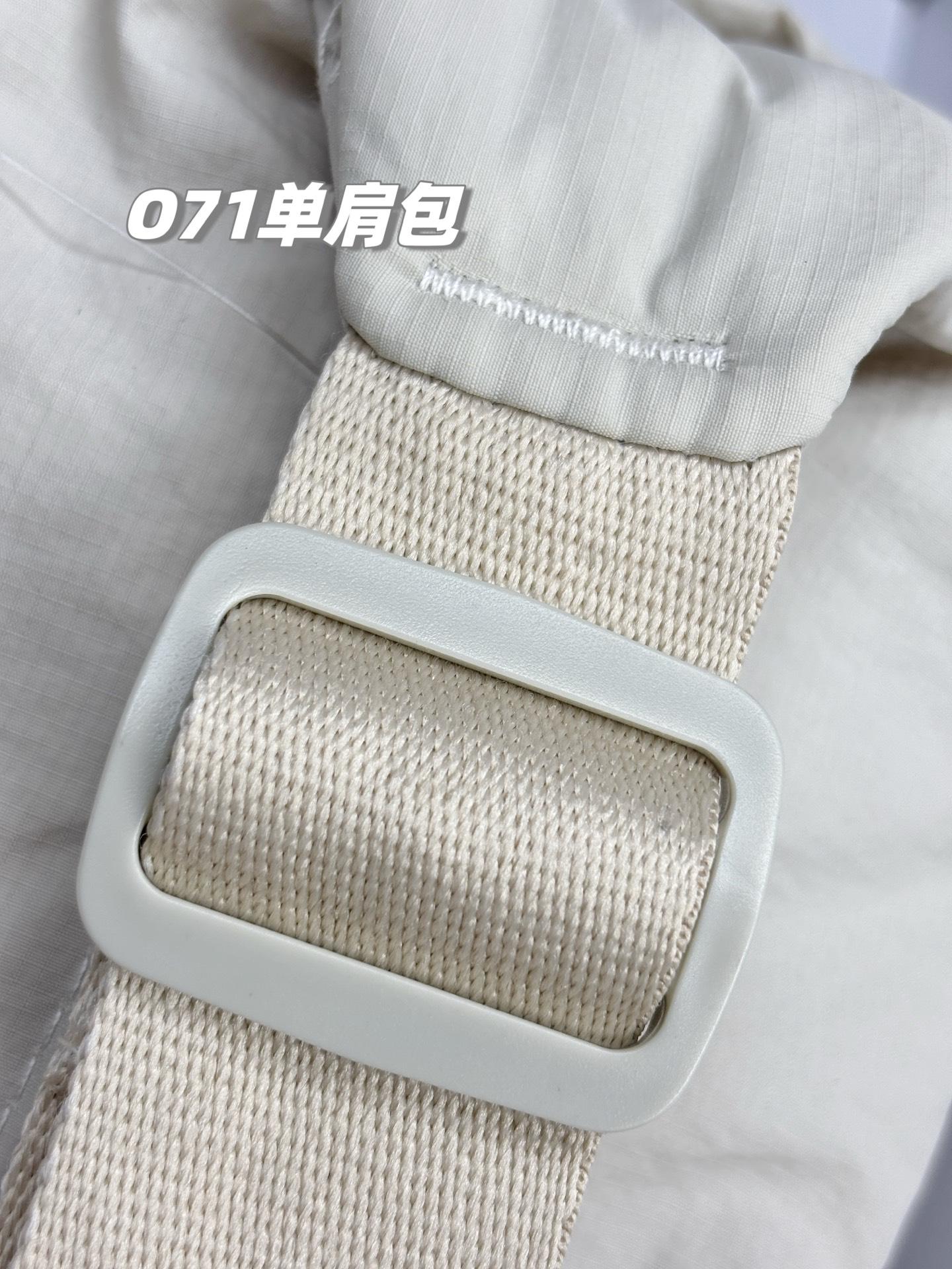 7eec8a3ef524b45d3c869943157f9526.jpg