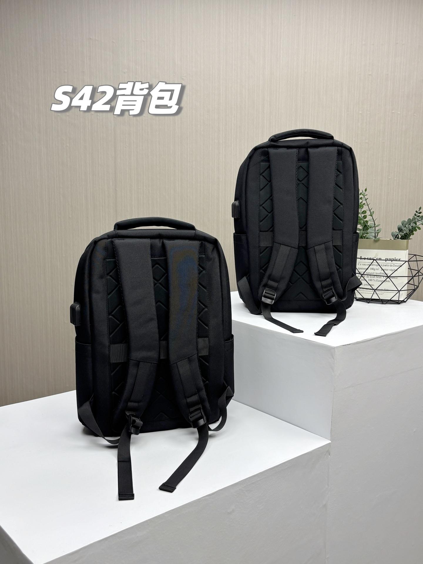 8902b570a464a046cdb551e786786b36.jpg