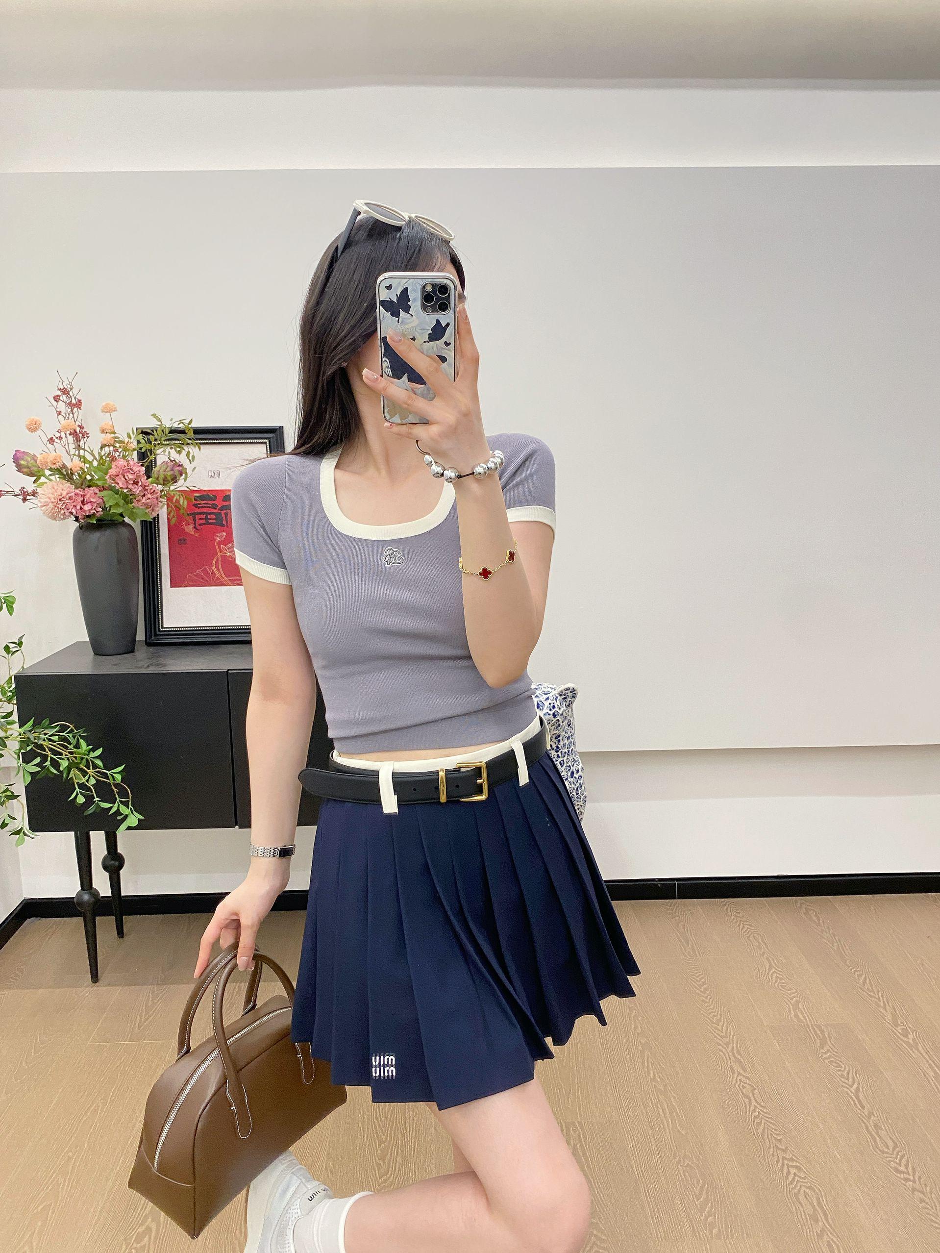 b50a7a59cf24c5982fe54bc120a75e11.jpg