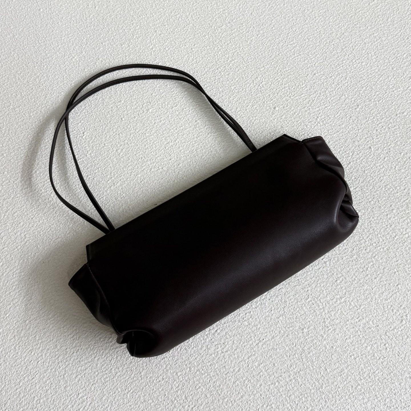 b547a5561bb40f4eaeb2903f21de724c.jpg