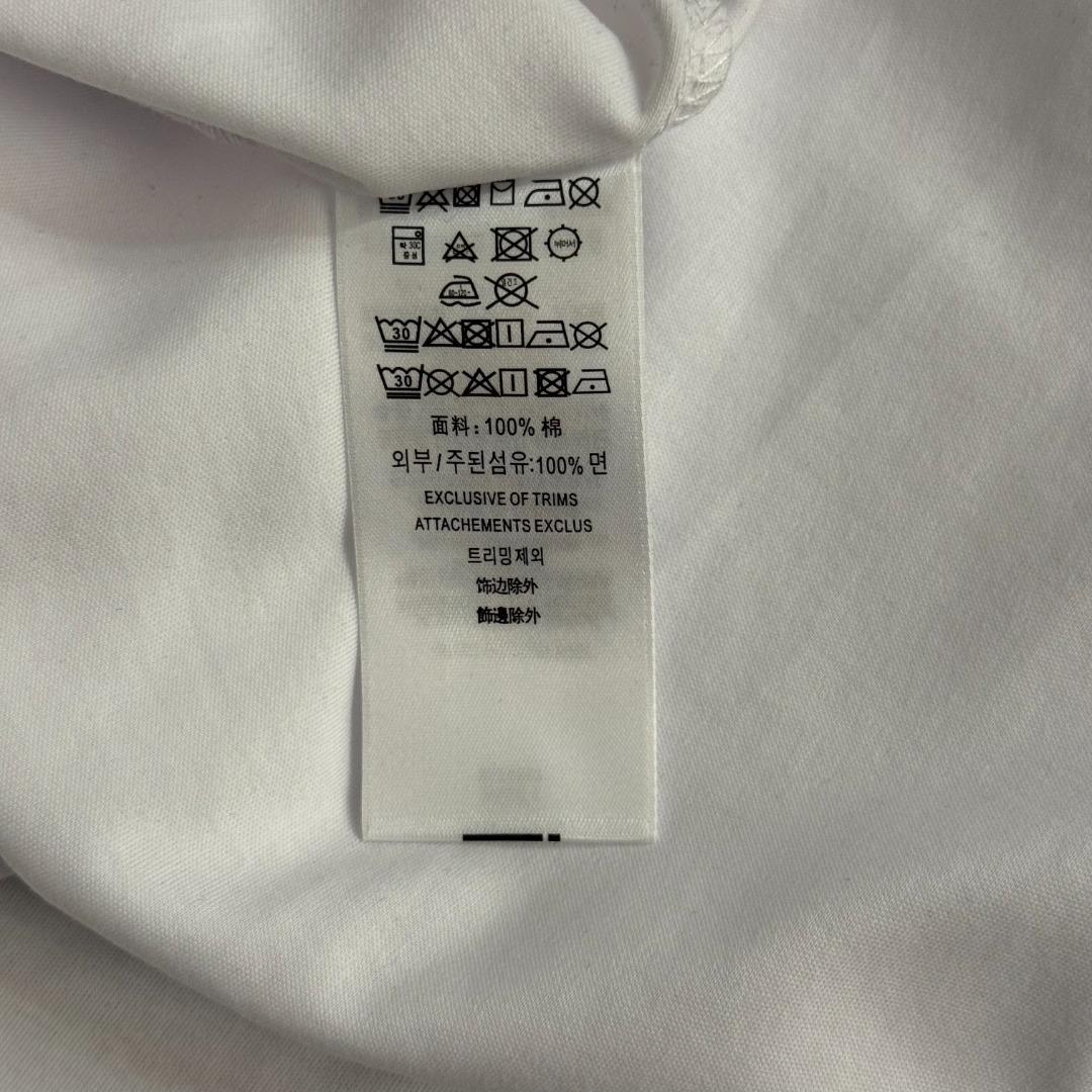 b945d42150dc3e39a5039b083e43e472.jpg