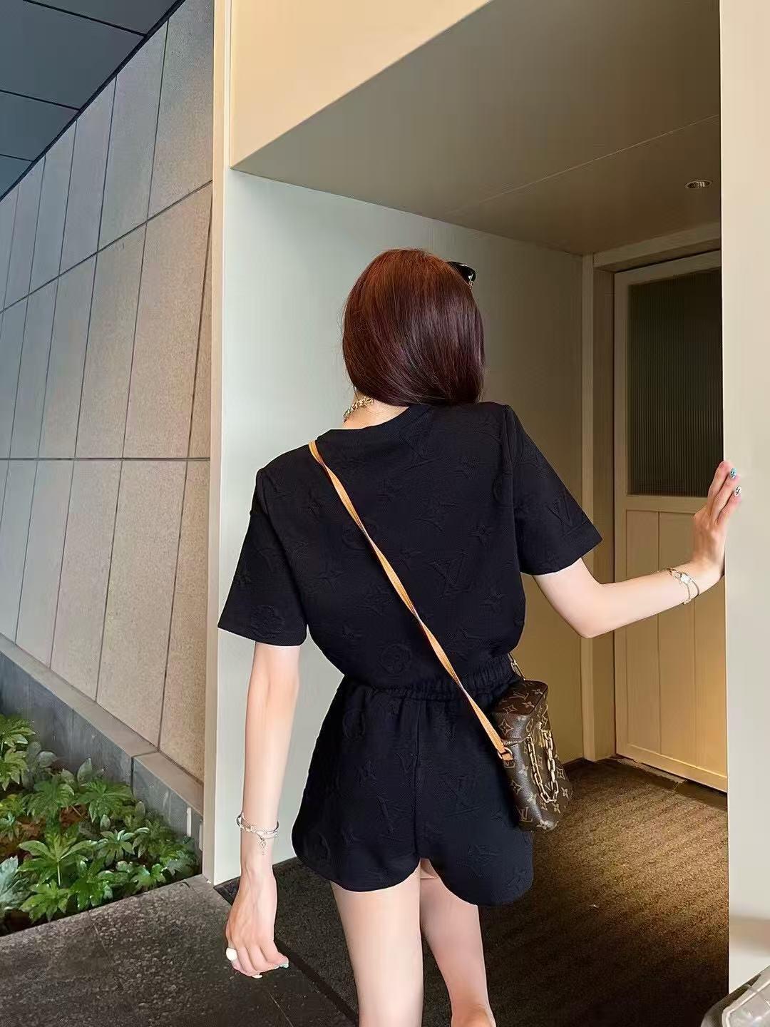 d47244bf486a65ad1266fa8e94184d79.jpg