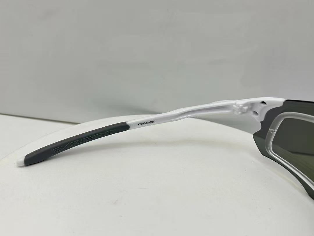 c2ec81030de8b8acbfd16b50fa88b318.jpg