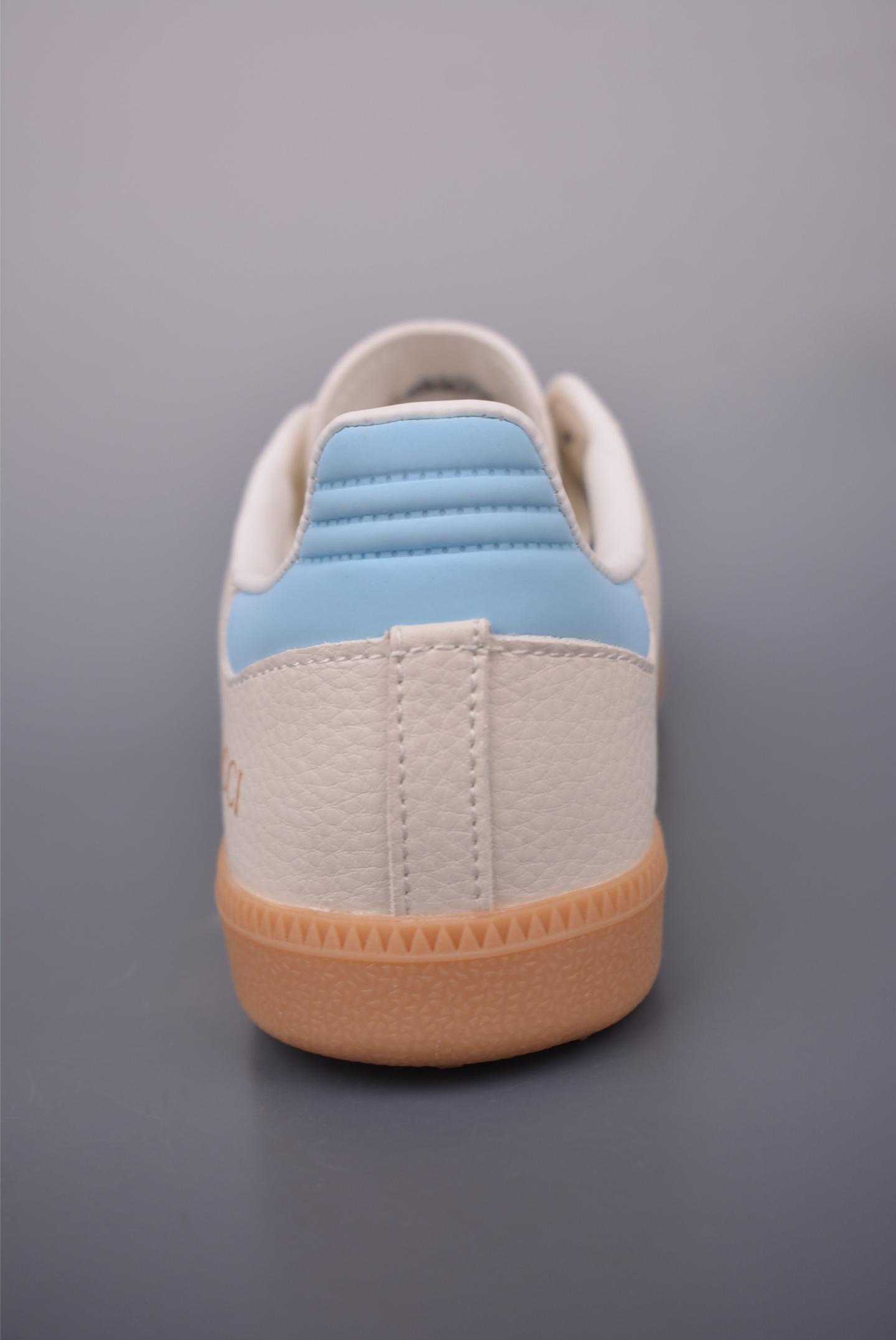 8cb0555b5122156cb1c50c6d8ff5cc54.jpg