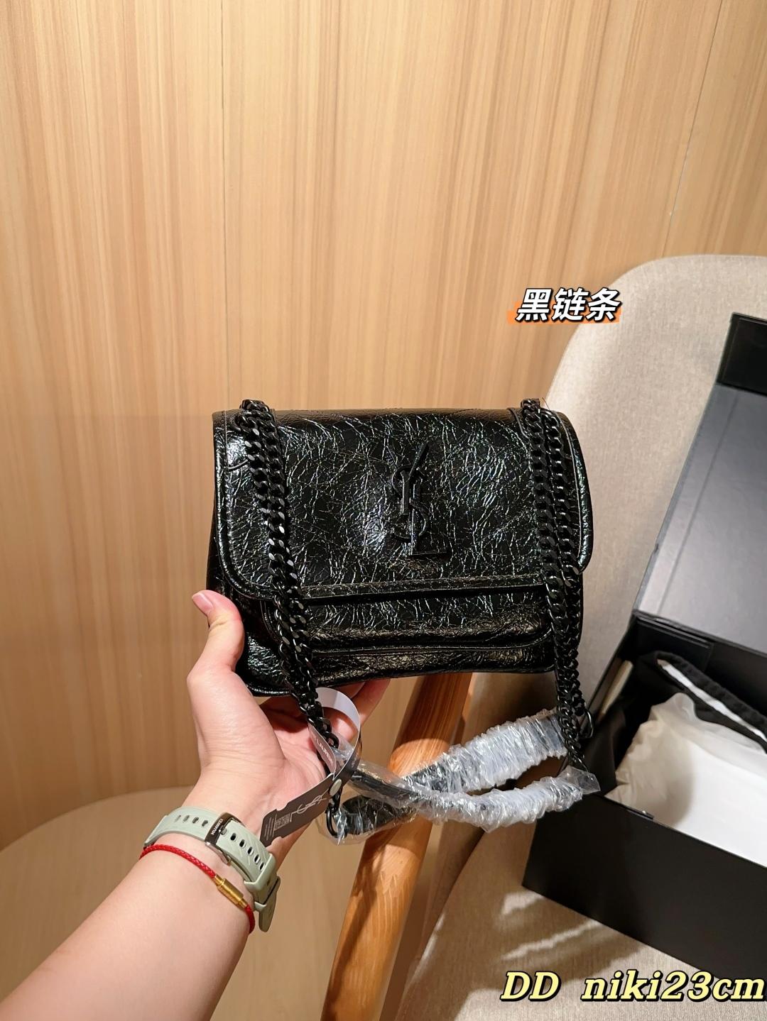 e85d2713c1c2d81ec2afd2bd668f8af2.jpg