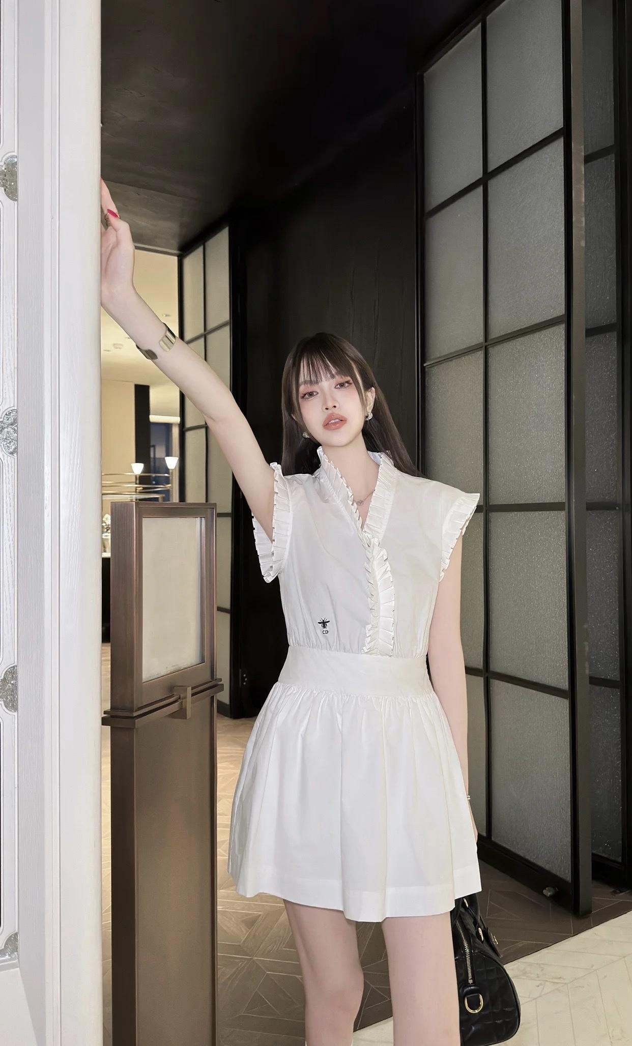 6a3a7b6950f2d2ae5087a923a3cdad14.jpg
