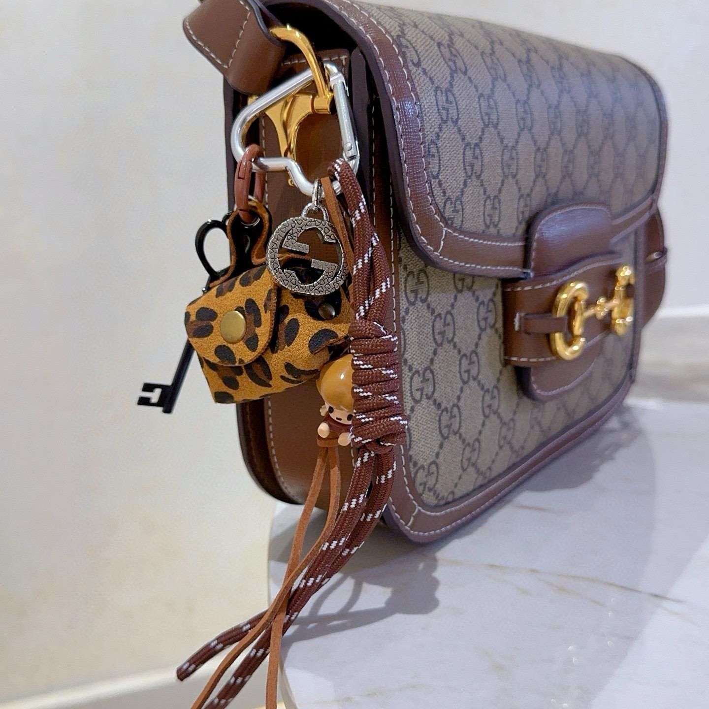 bf7d50ac0adb0a515b2edc0c46d3a20a.jpg