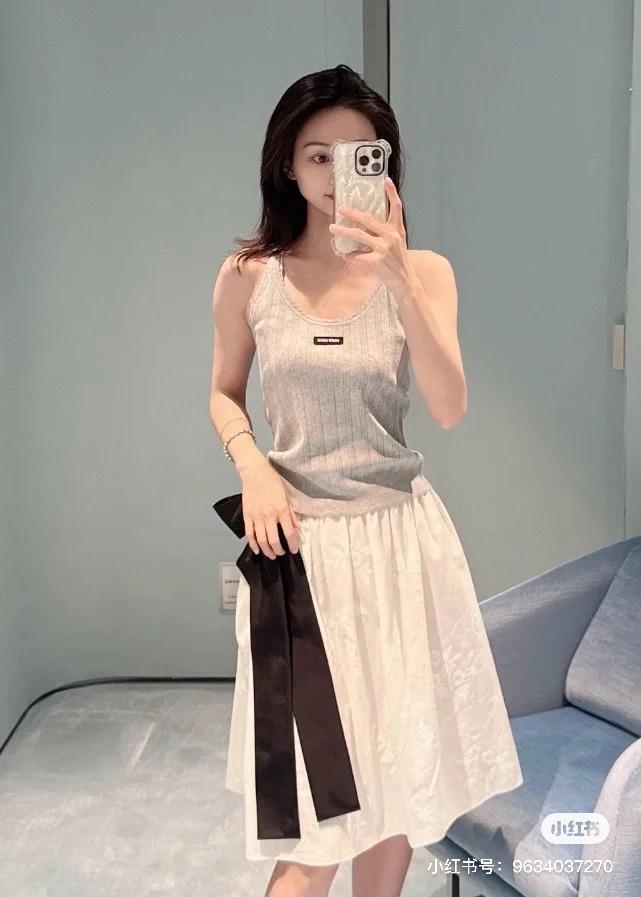 c50bb835e0ad57912aa66dbb88118d7b.jpg