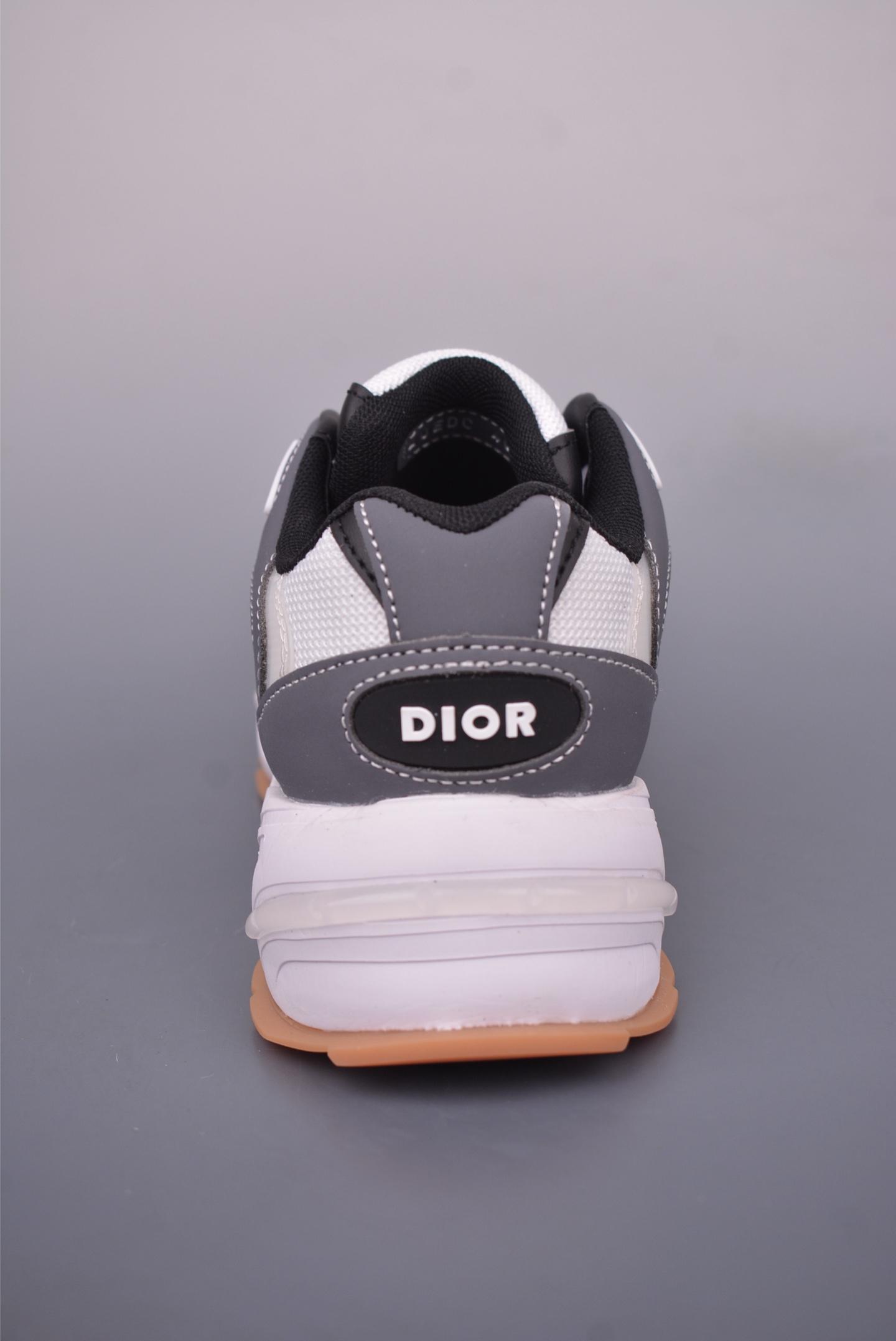 d95dff690e9d2538b18ccb65f4ed0bbe.jpg