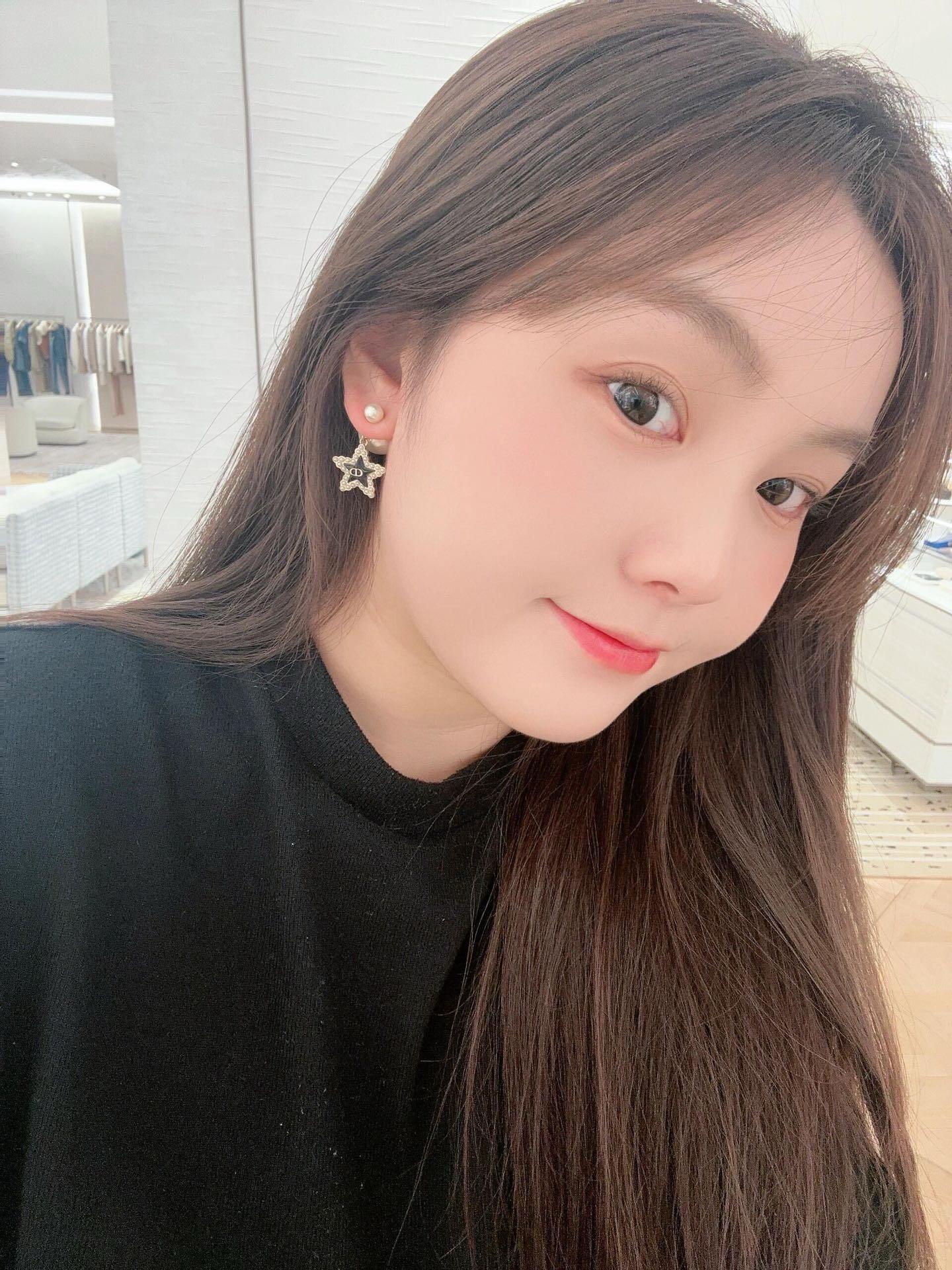 b64f84b938fc549c9f9f1be16760b0a2.jpg