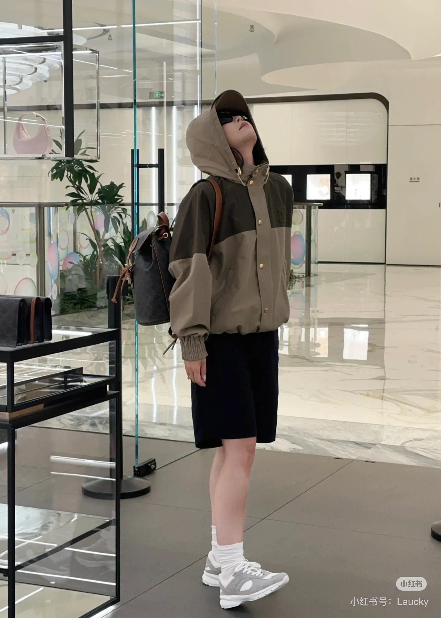 0ca98e9a313956e7cee123af1643fae3.jpg