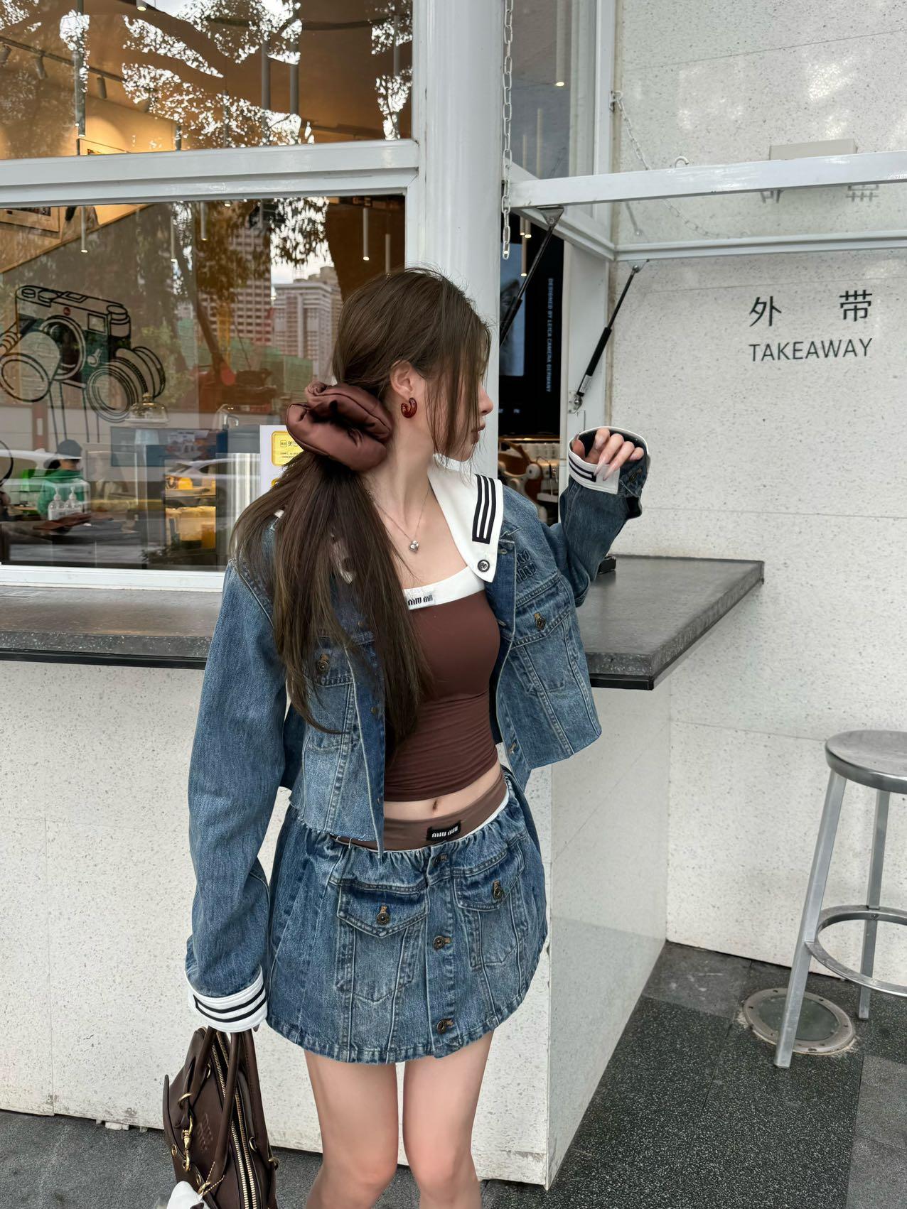 50c1cb66f0d43be06791ed62edc244de.jpg