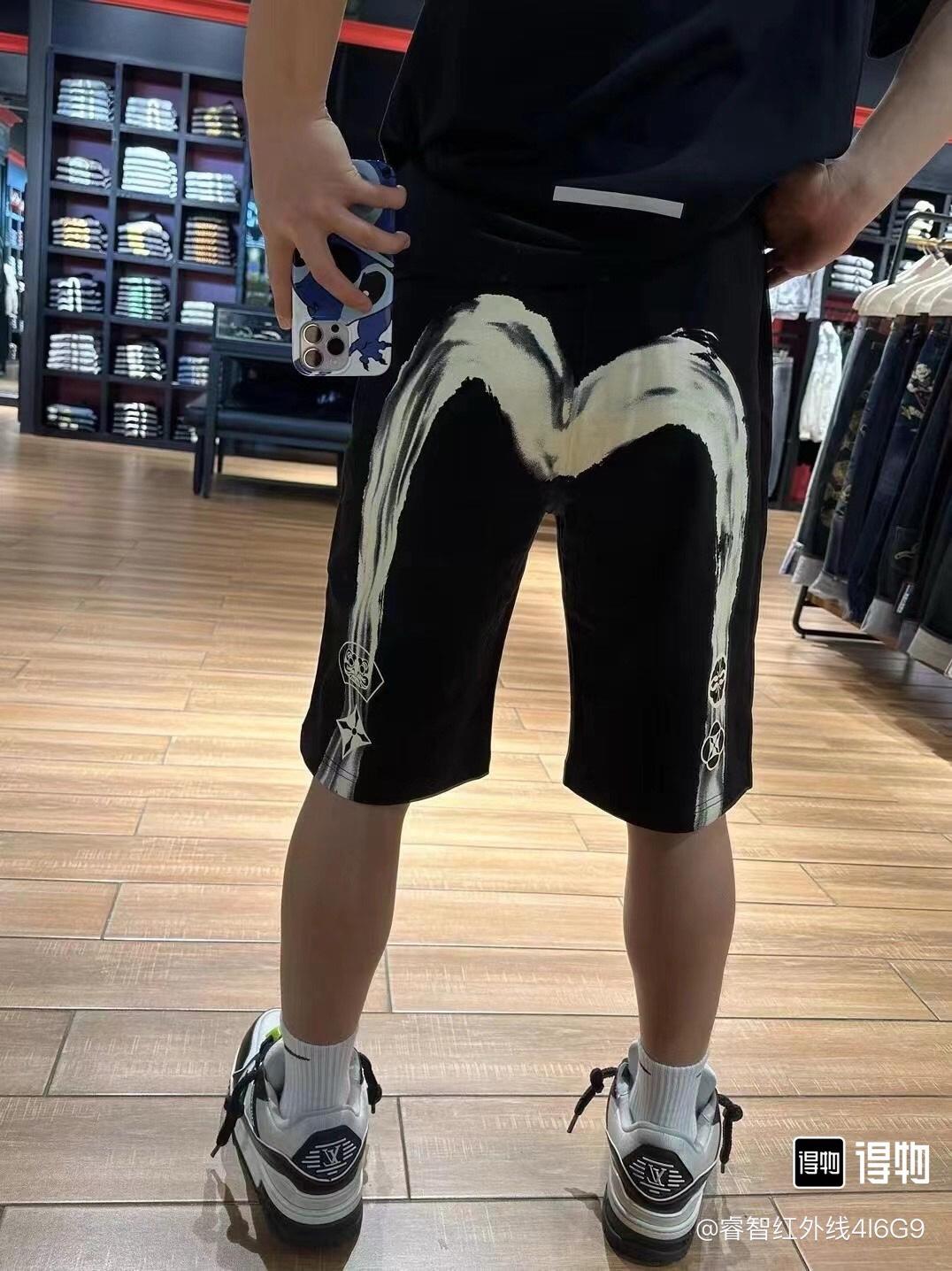 756ff64d4465420cba9183b0e6308139.jpg