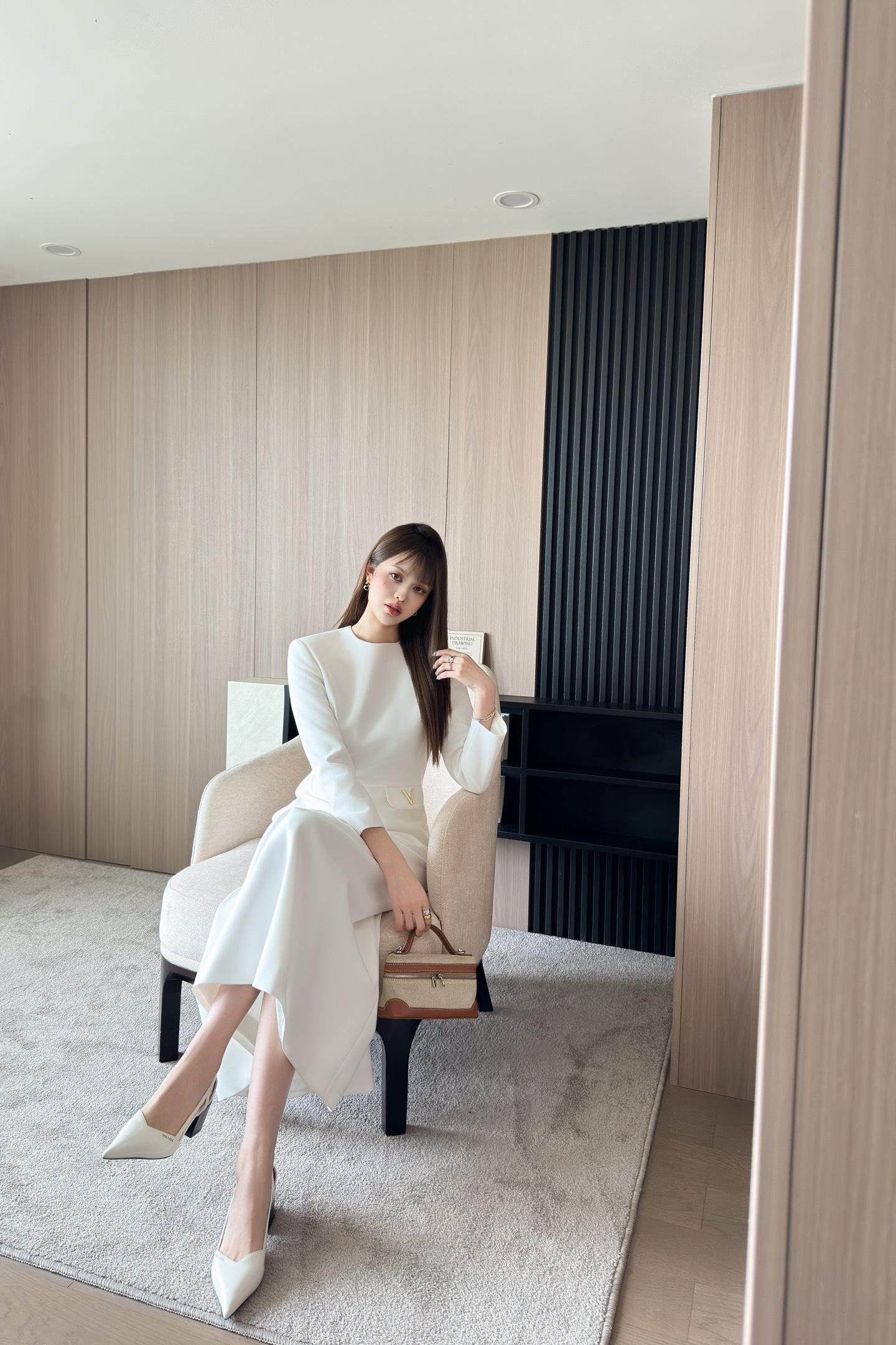 825d0a257698a38bf5fb16e2c8d8ab39.jpg
