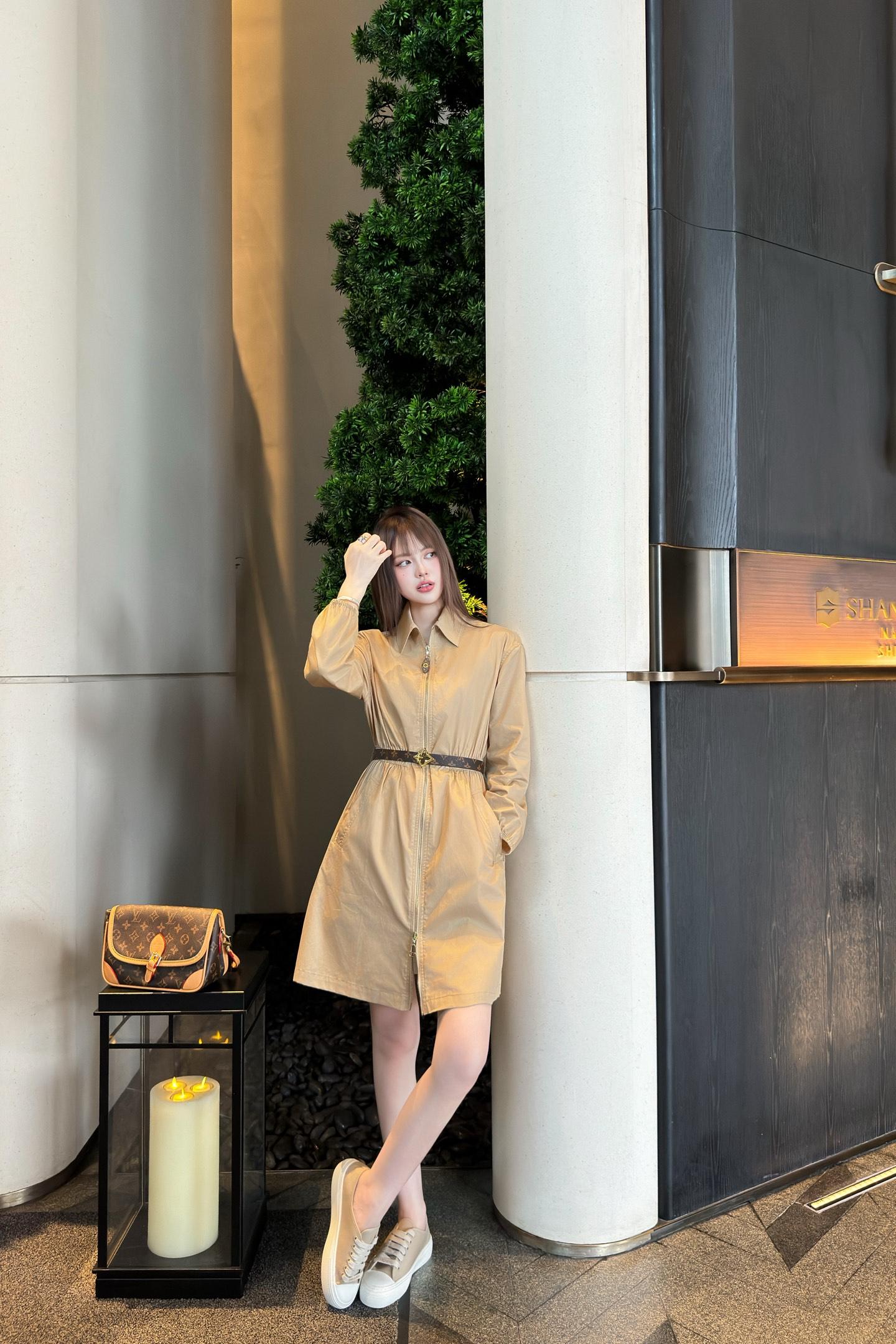 9efee9052a634698135eb119ce8e6fbe.jpg