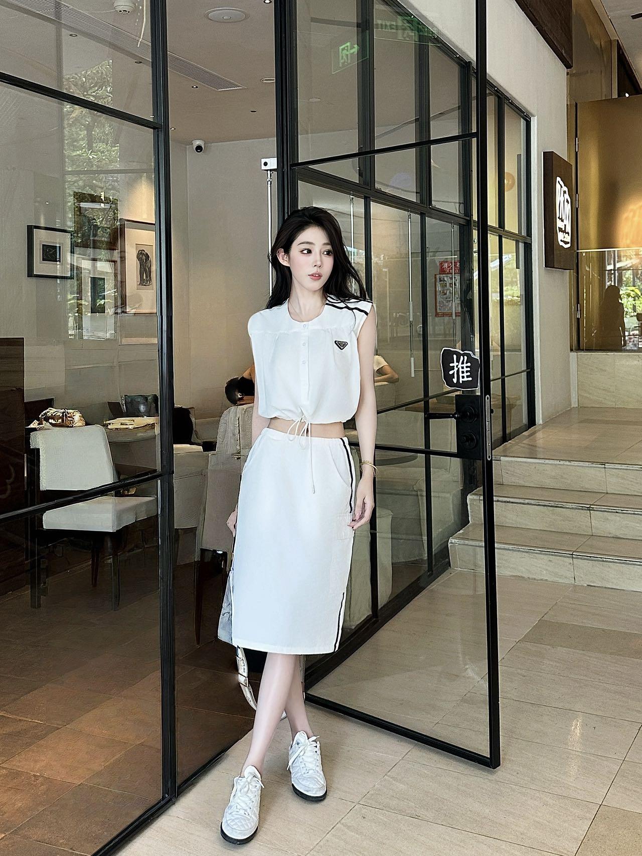 abe8cd5a32070cfbc77b8c68cf65460b.jpg