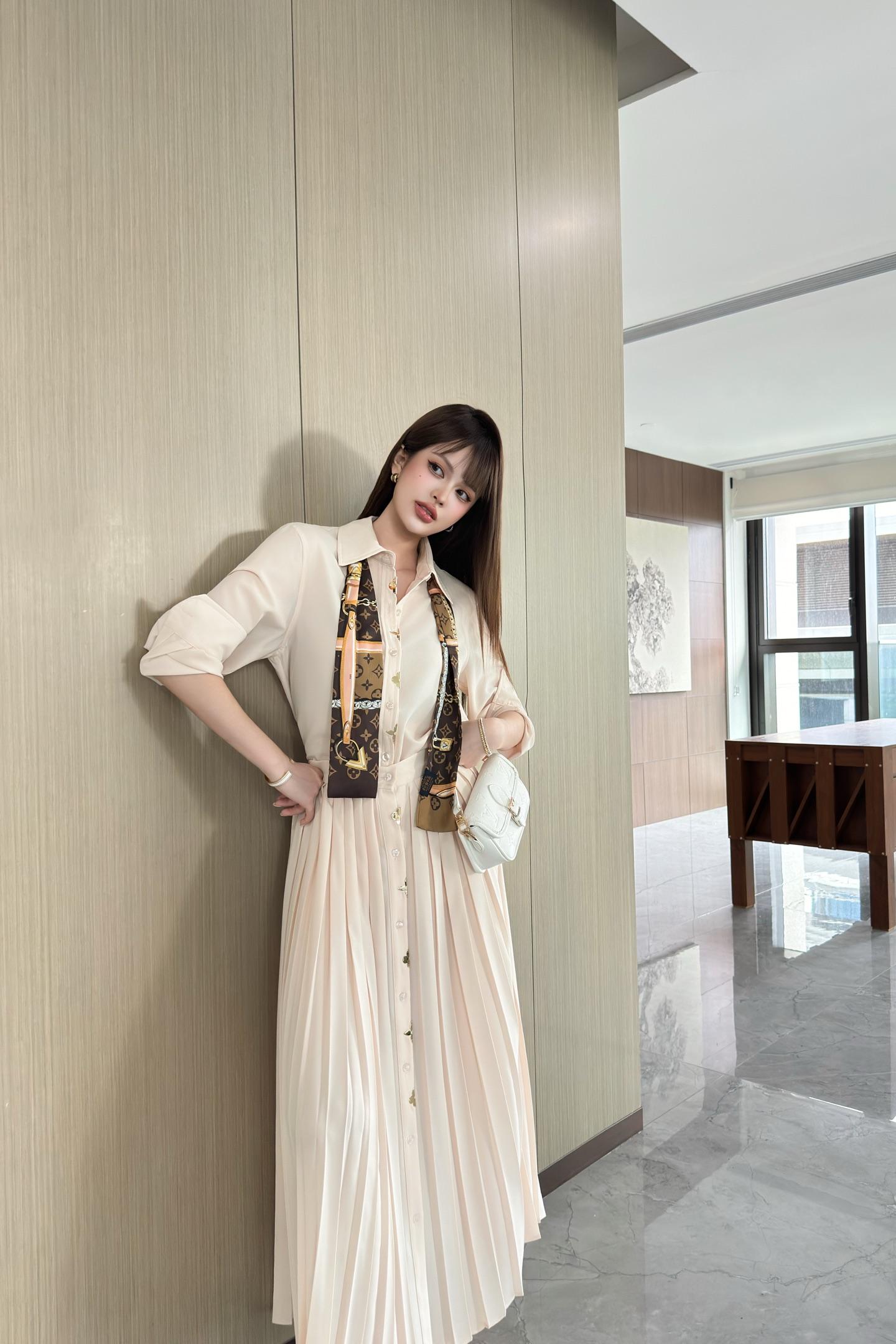 bba2ec57ff150ad191a0bf66bd885f32.jpg